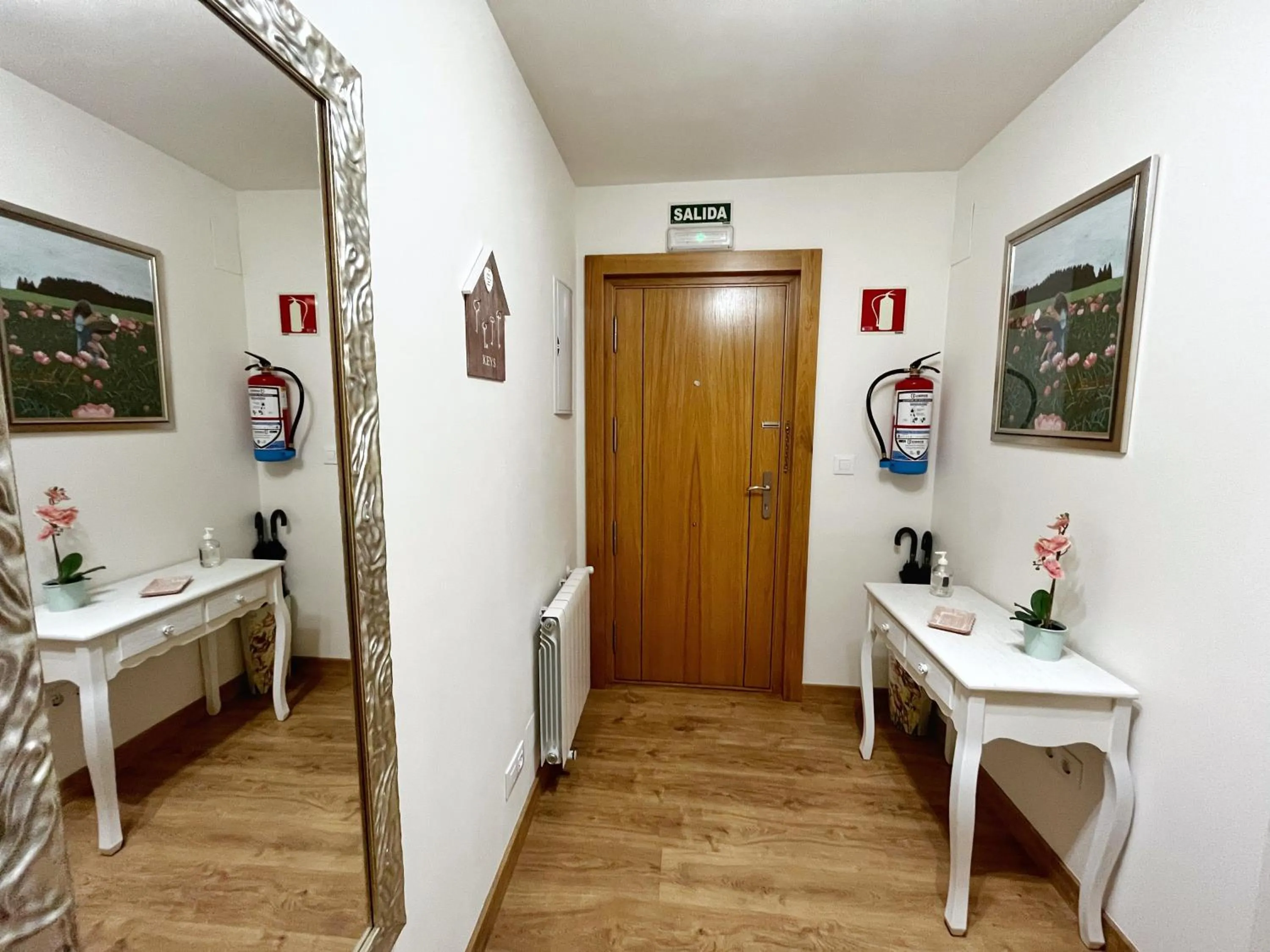 Lobby or reception in Apartamentos Valbuena