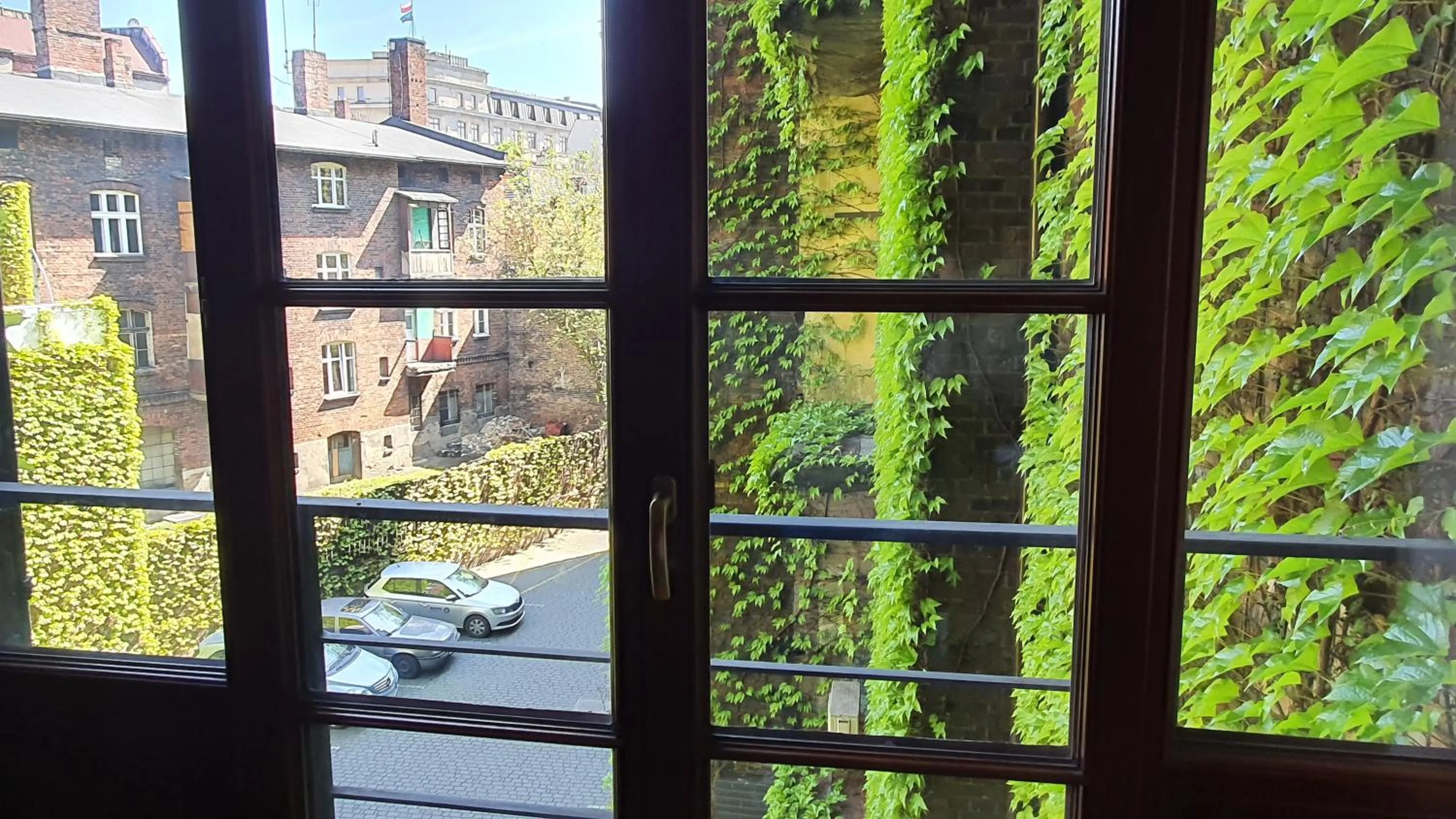 Inner courtyard view in Aparthotel Hornigold "W Zielonej Kamienicy"