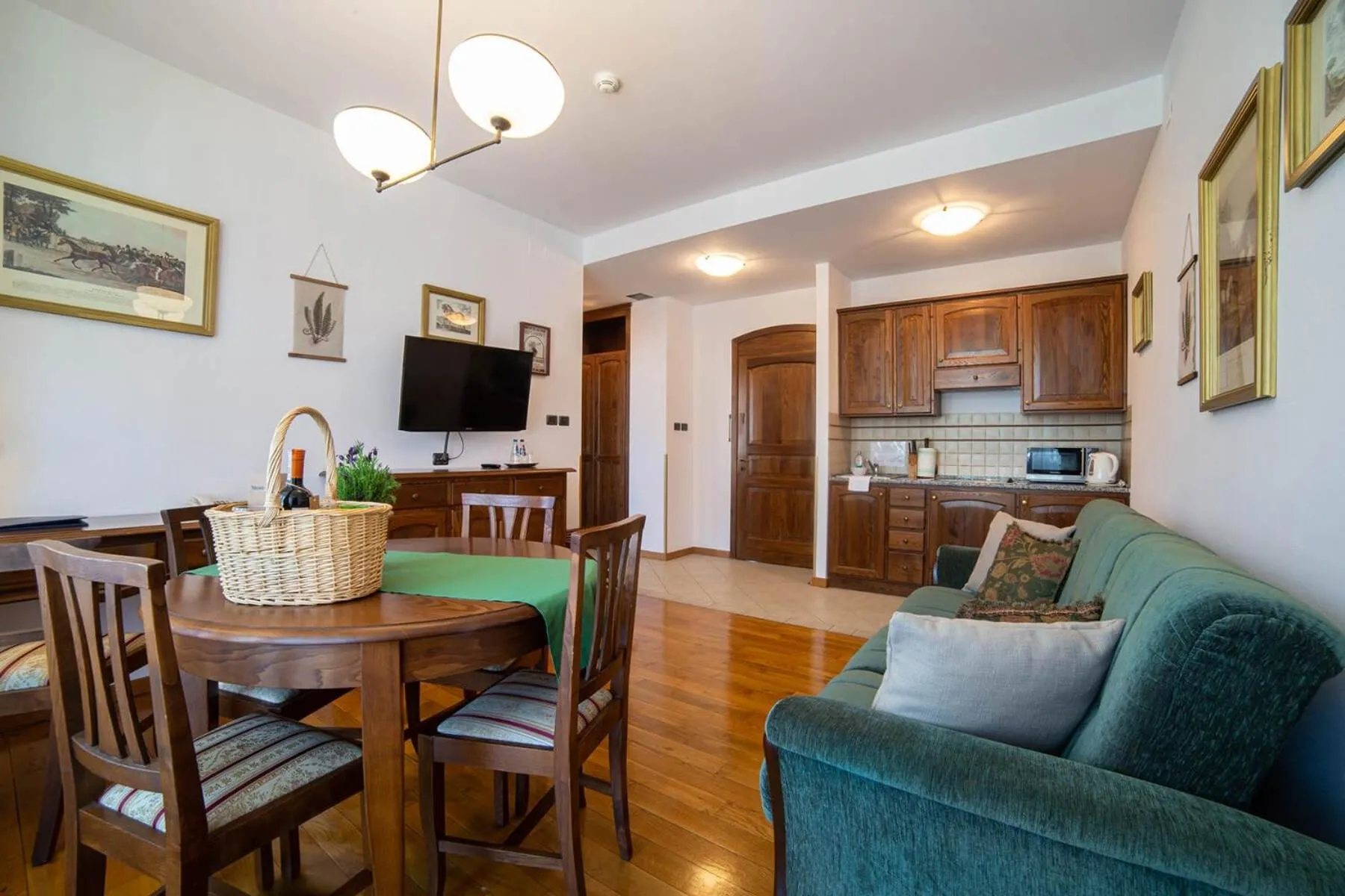 Coffee/tea facilities in Aparthotel Hornigold "W Zielonej Kamienicy"