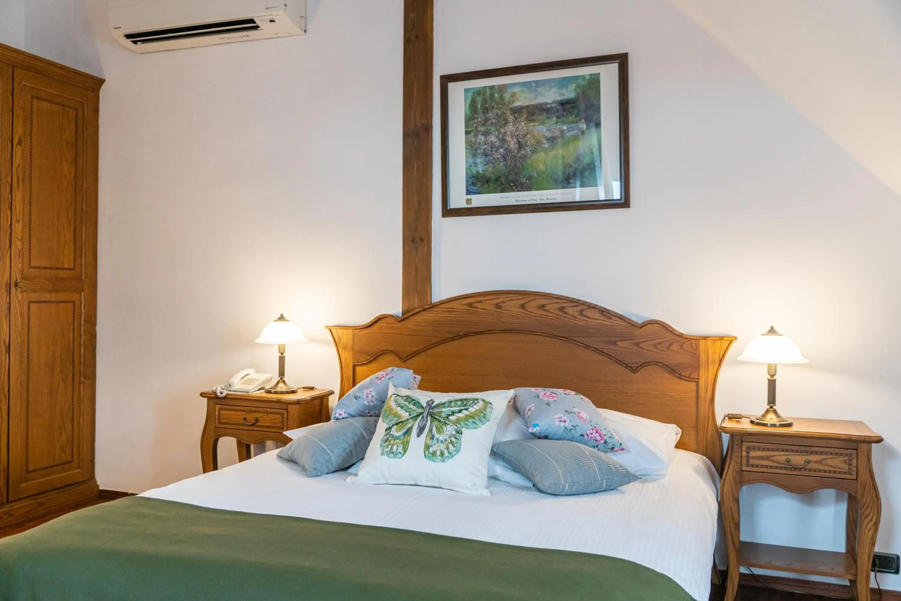 Bedroom, Bed in Aparthotel Hornigold "W Zielonej Kamienicy"