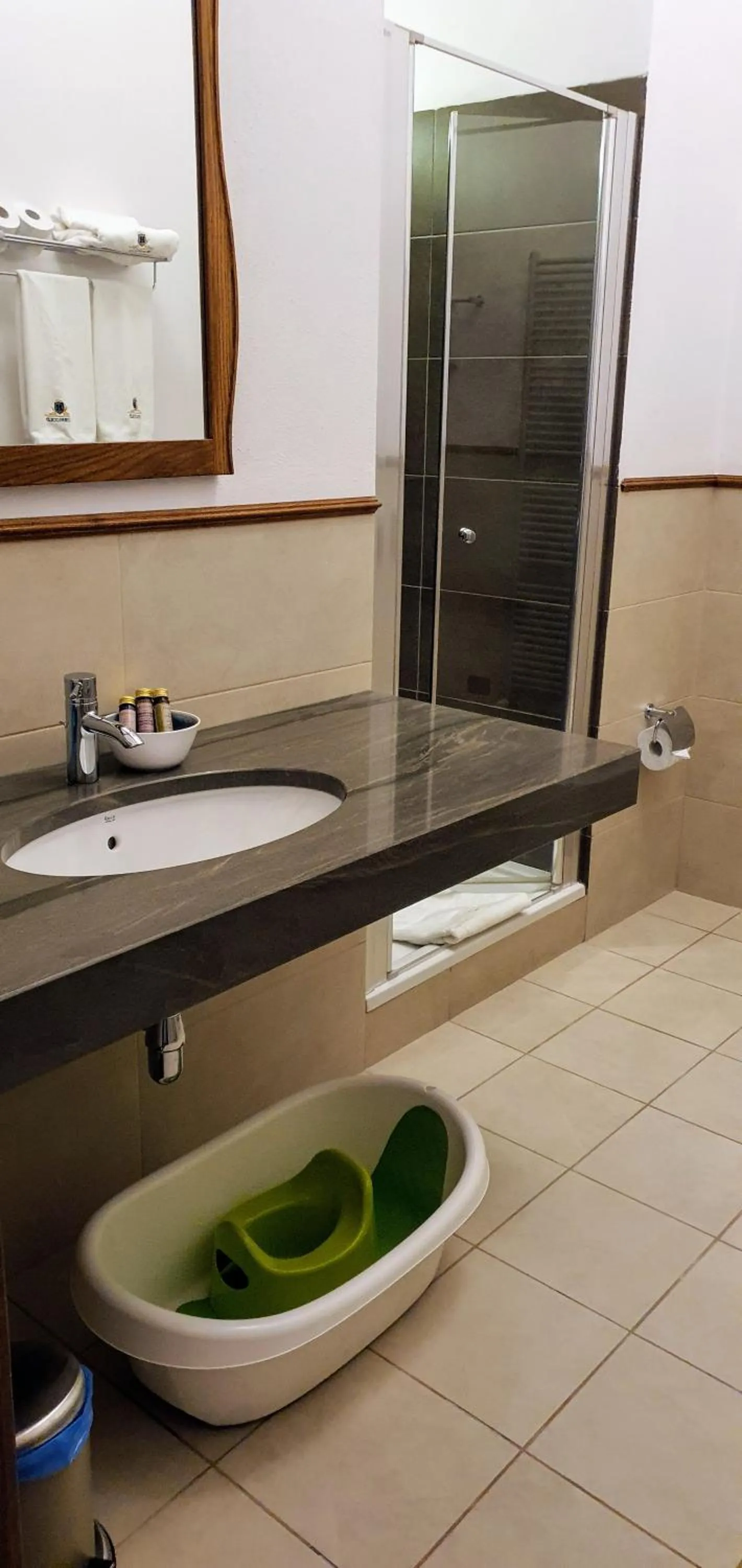 Bathroom in Aparthotel Hornigold "W Zielonej Kamienicy"