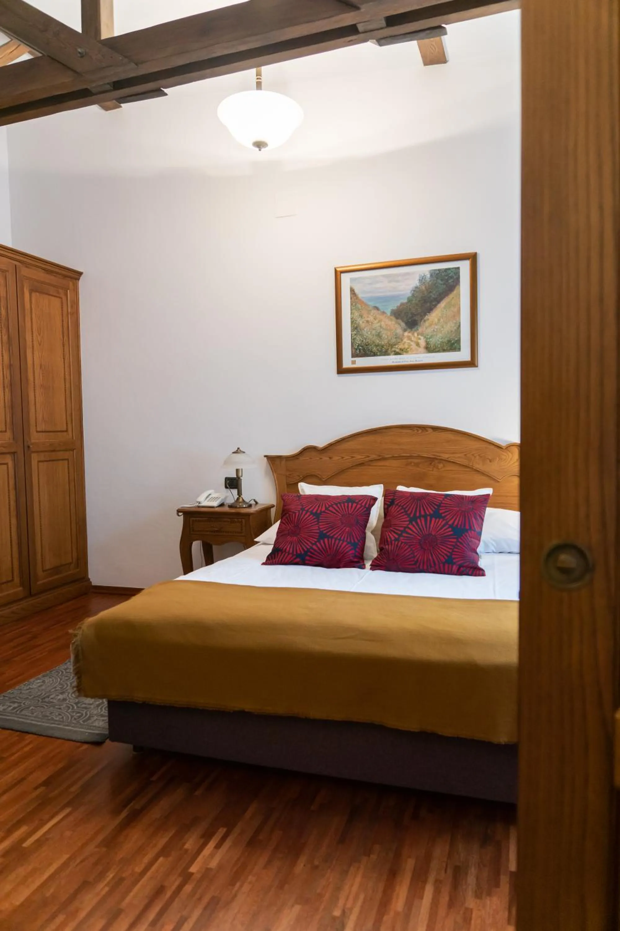 Photo of the whole room, Bed in Aparthotel Hornigold "W Zielonej Kamienicy"