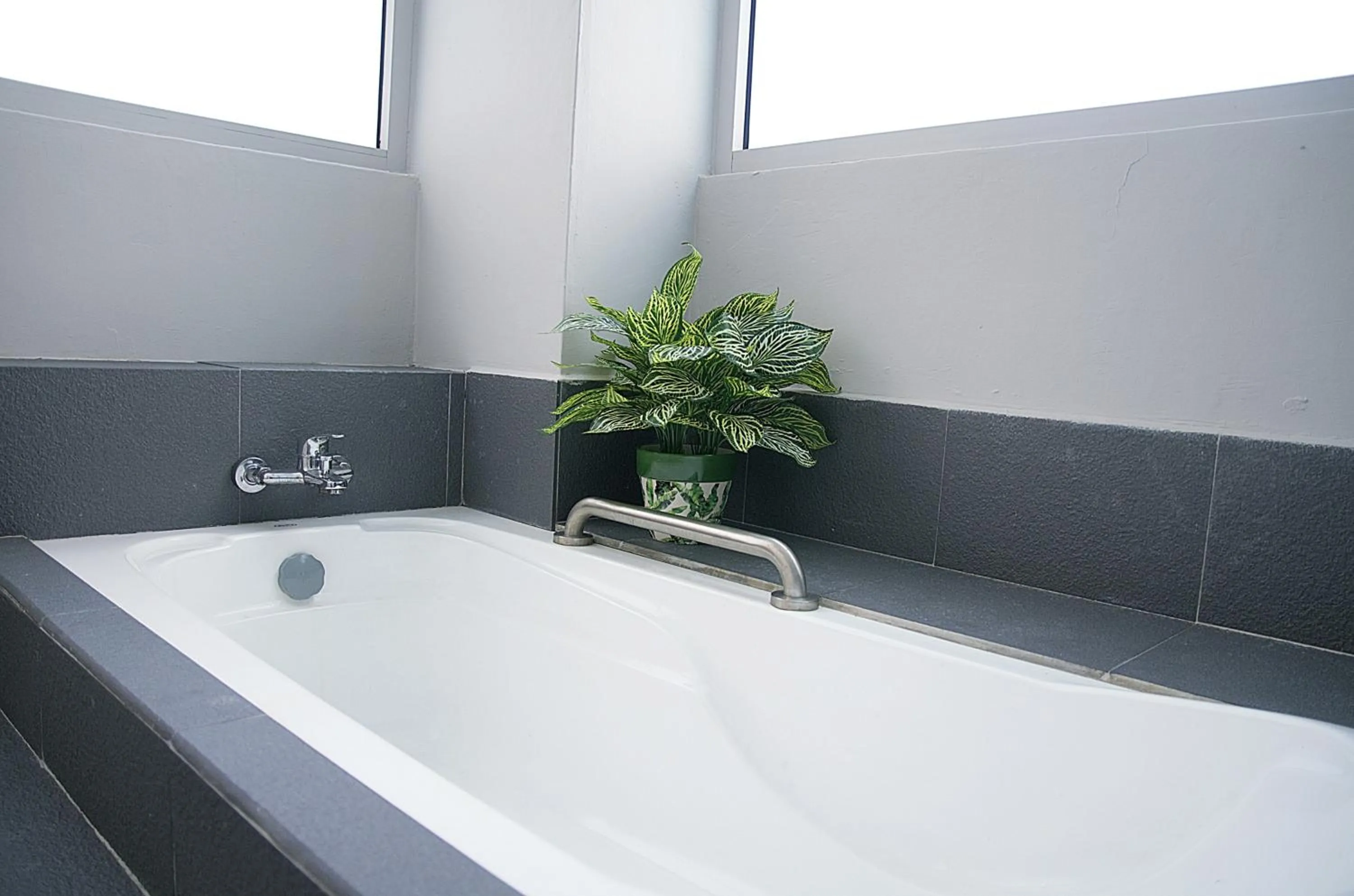 Bath in G5 HOTEL AND SERVICED APARTMENT