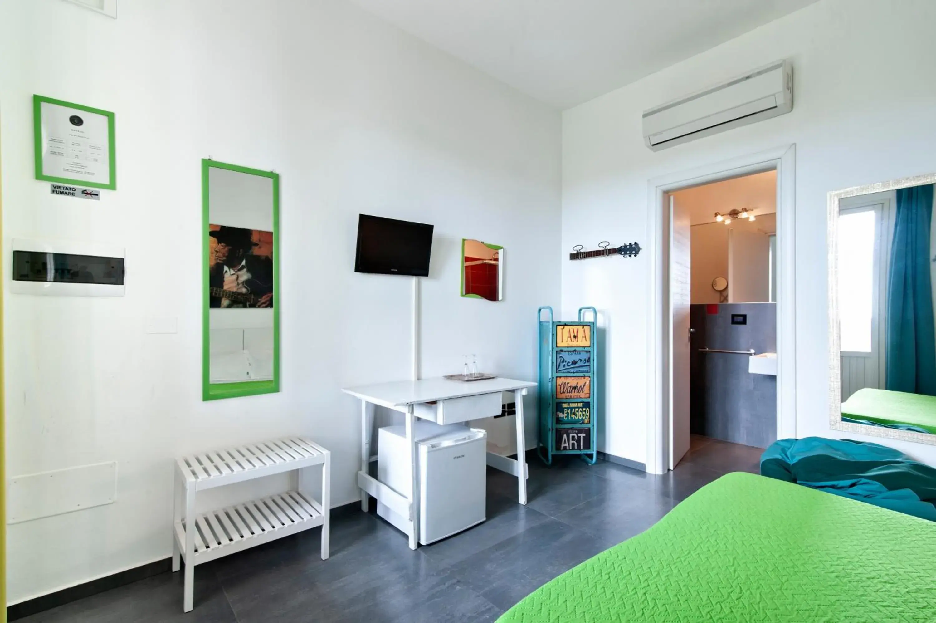 Double Room - single occupancy in Bed & Blues Double Room - single occupancy in Bed & Blues