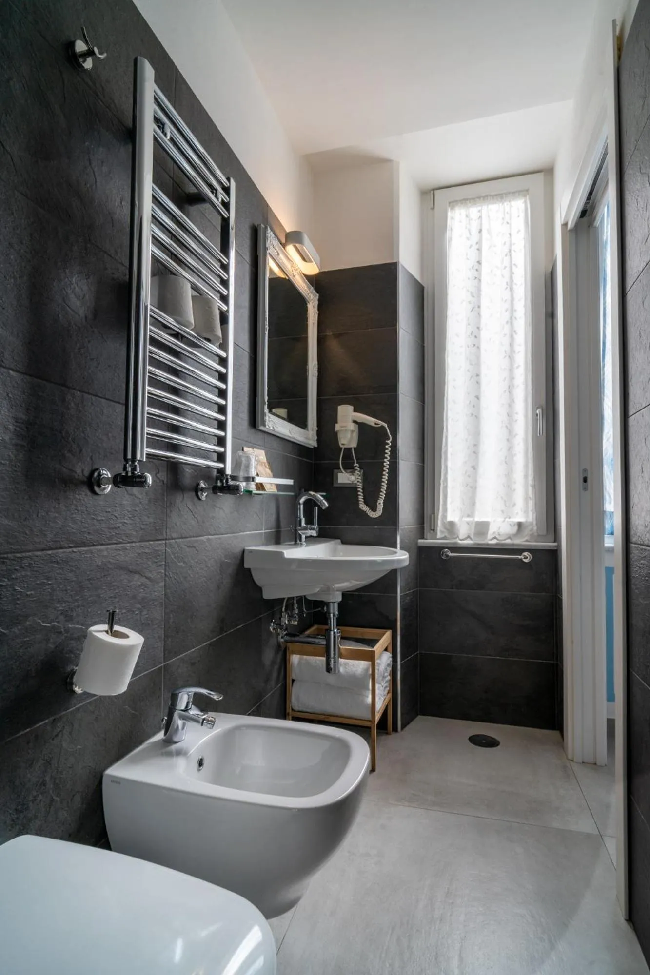 Teresa Rooms & Suites