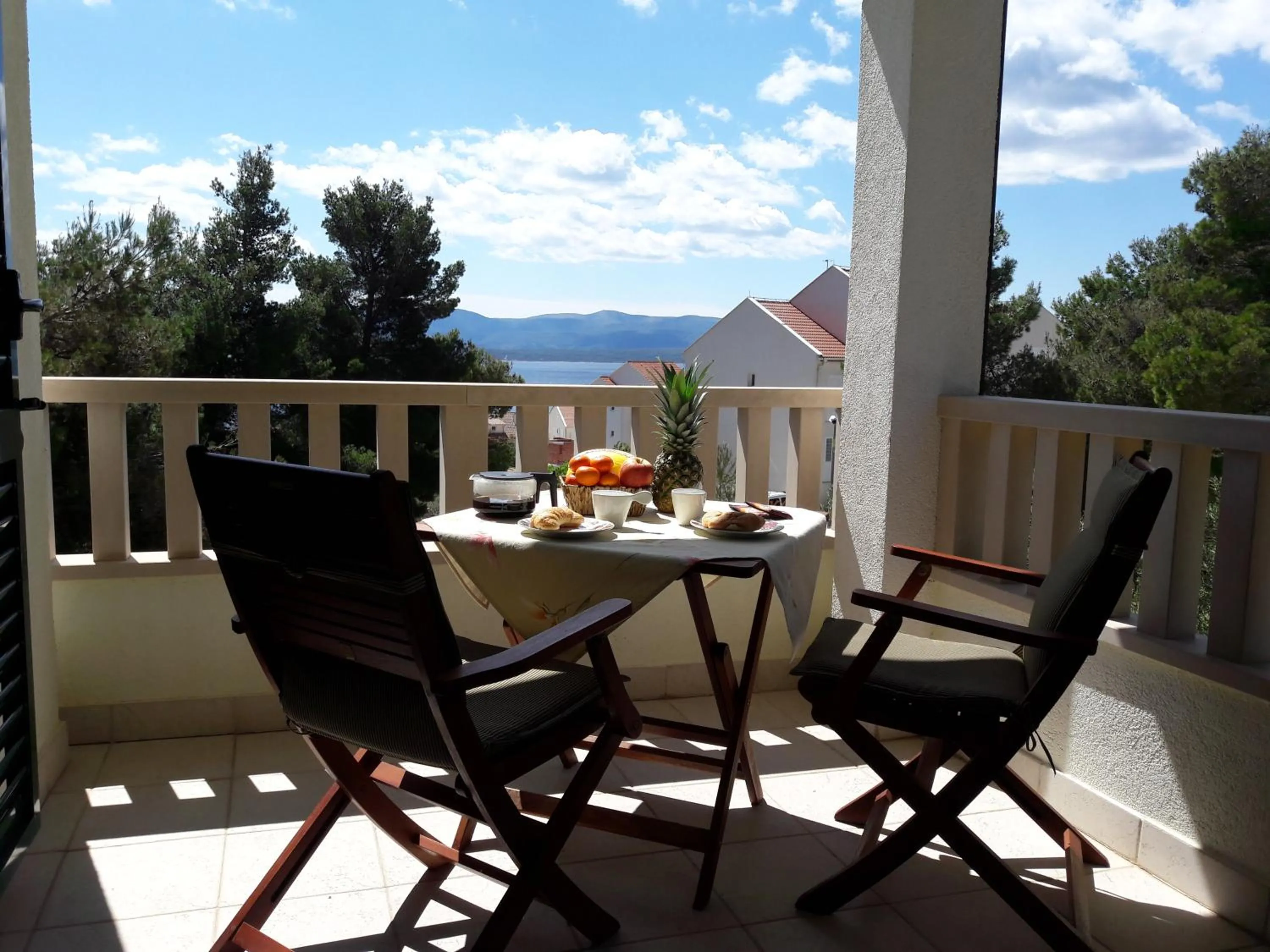 Apartment with Sea View in Apartman Castil