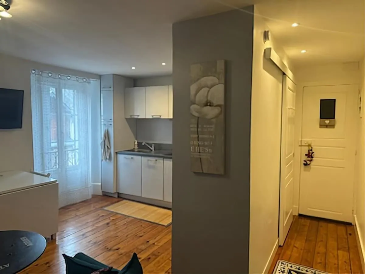APPARTEMENT T2 4 PERSONNES Wifi et Climatisation