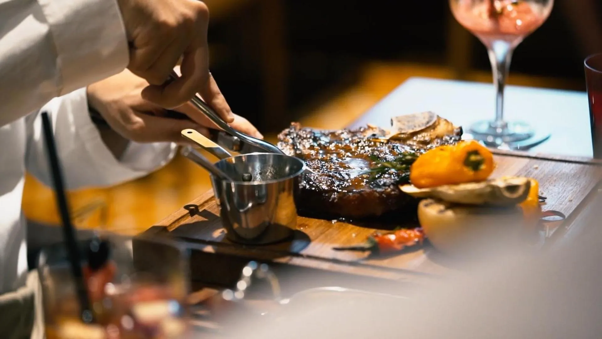 Food and drinks in The Hotel Galleria Jeddah, Curio Collection by Hilton