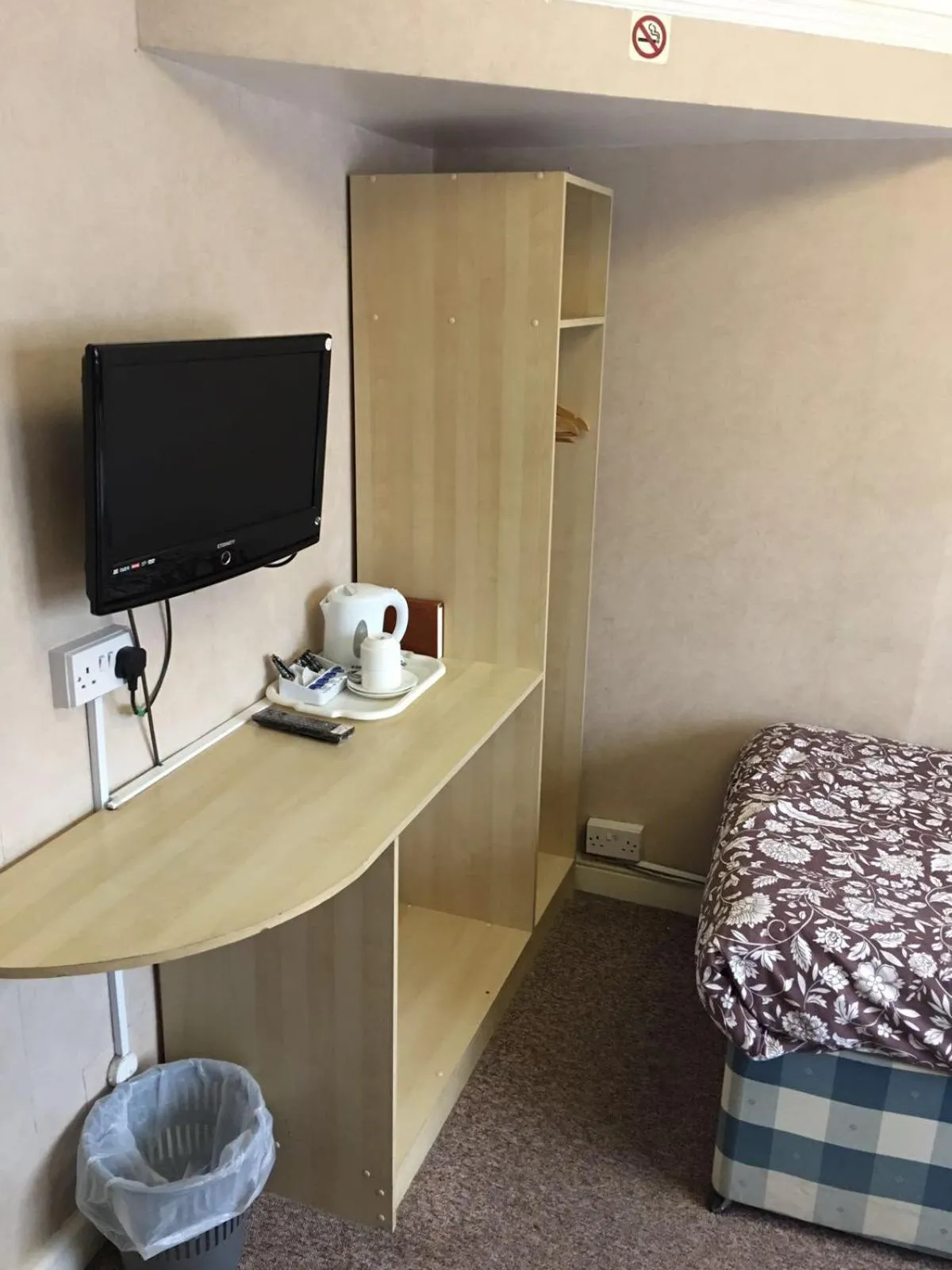 Bed in South Fork Guest House