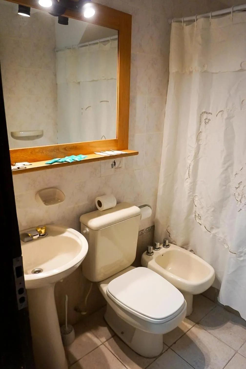 Shower in Apart Hotel Libertador