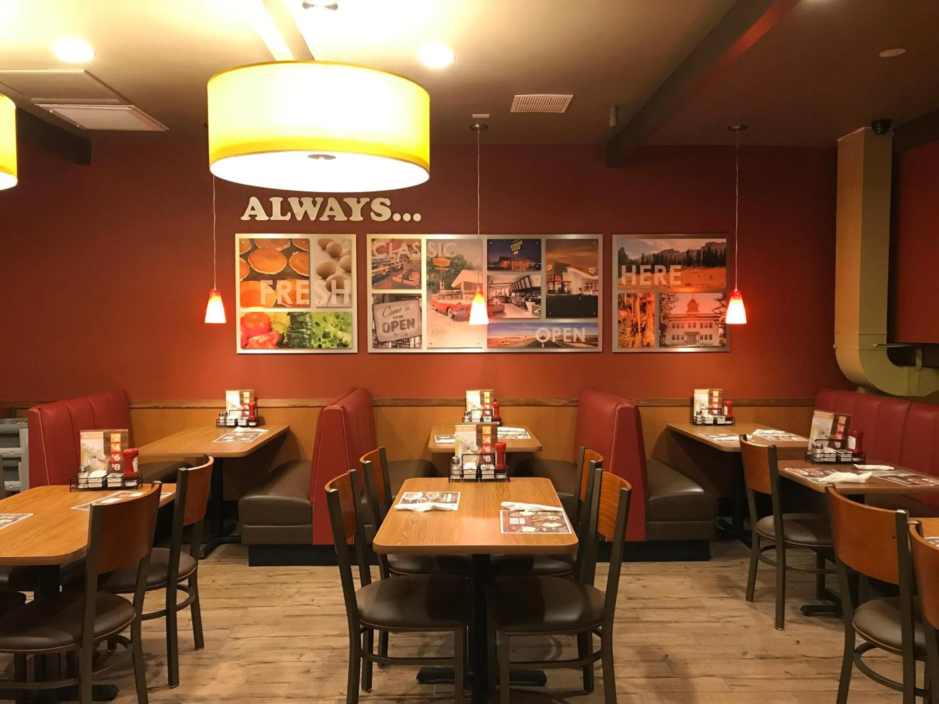 Restaurant/places to eat in Hotel Nevada & Gambling Hall