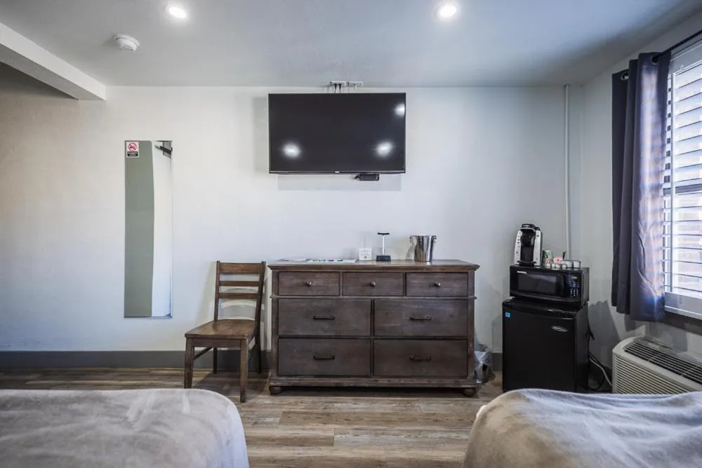 Bed in Hotel Nevada & Gambling Hall