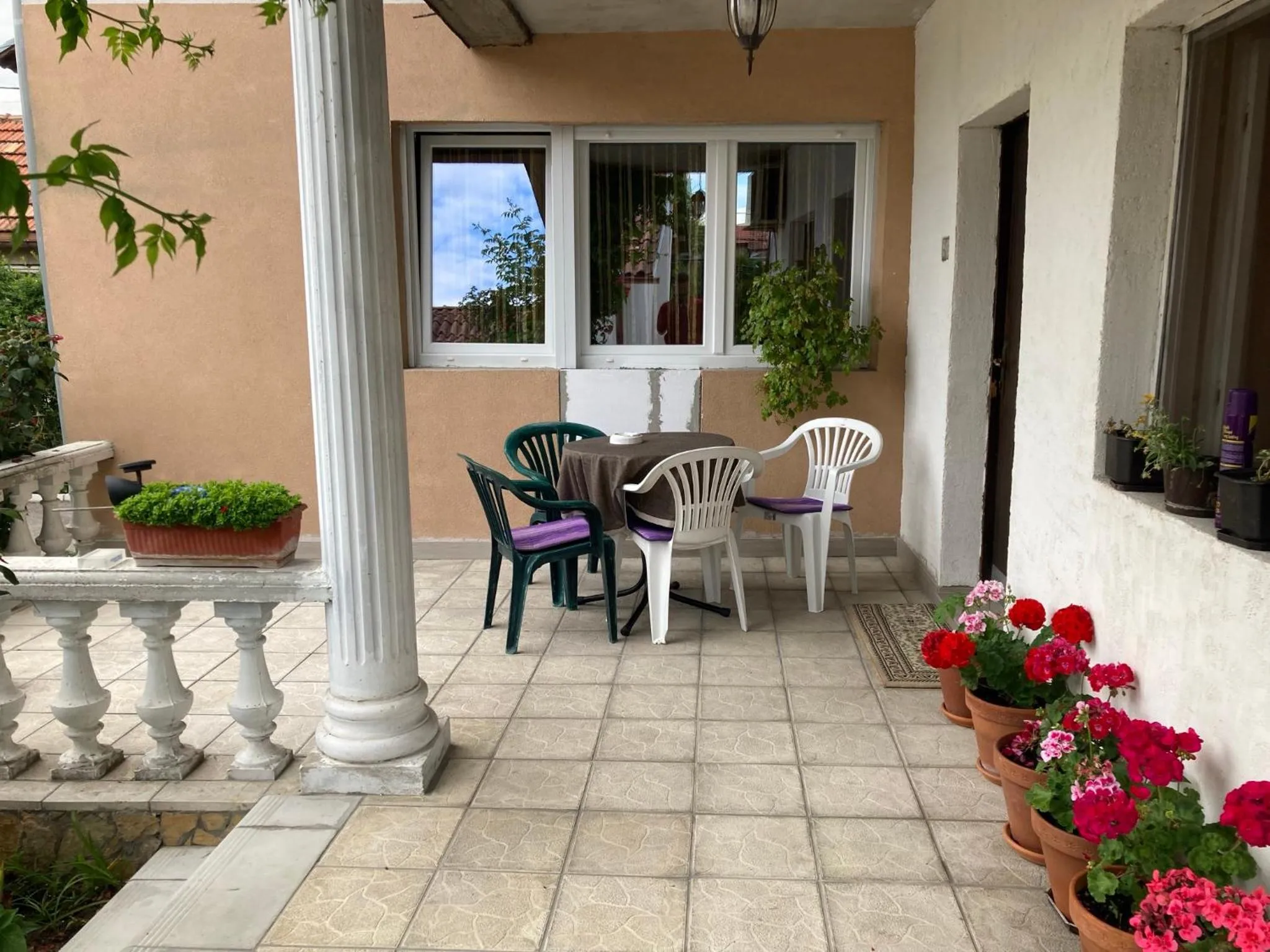 Apartment Milos