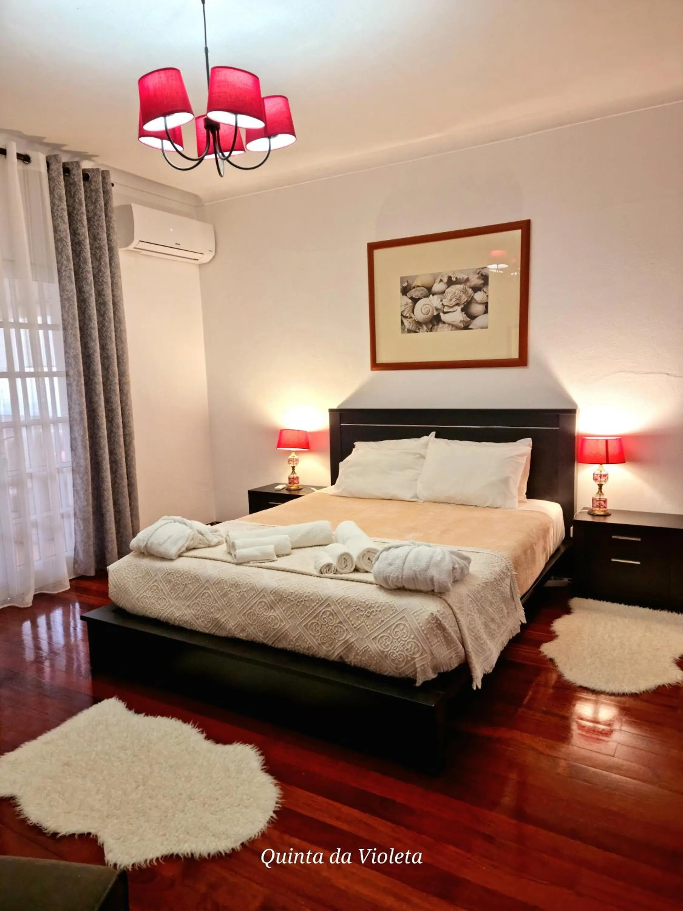 Bedroom, Bed in Villa Quinta da Violeta