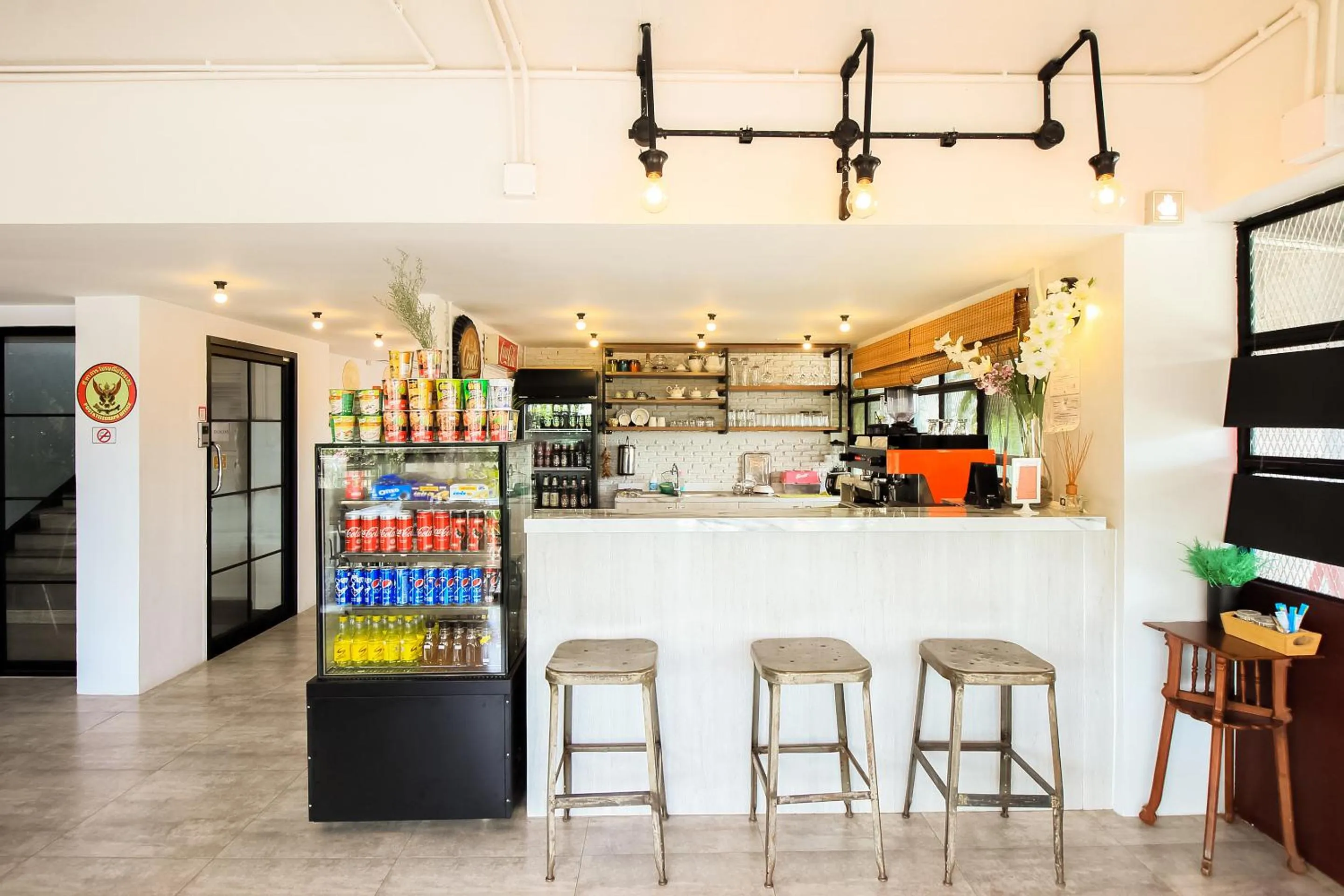 Lounge or bar in Kailub Rooms Hotel