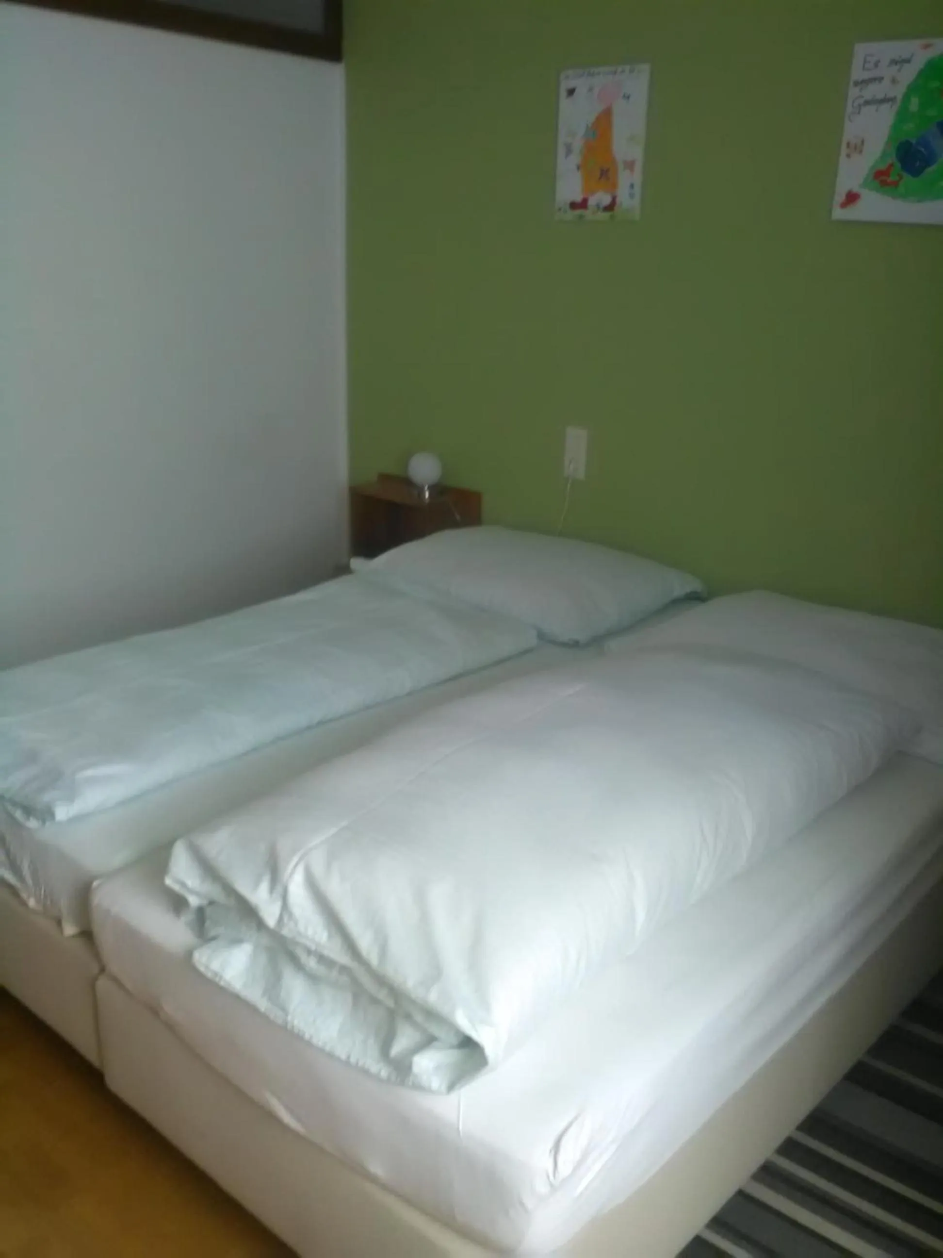 Bed in Gasthof Schatzl