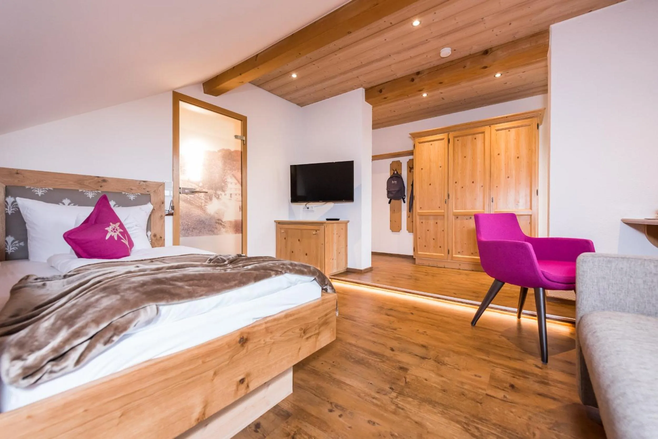 Photo of the whole room, Bed in Hotel Bad Rain mit Oberstaufen PlusGolf