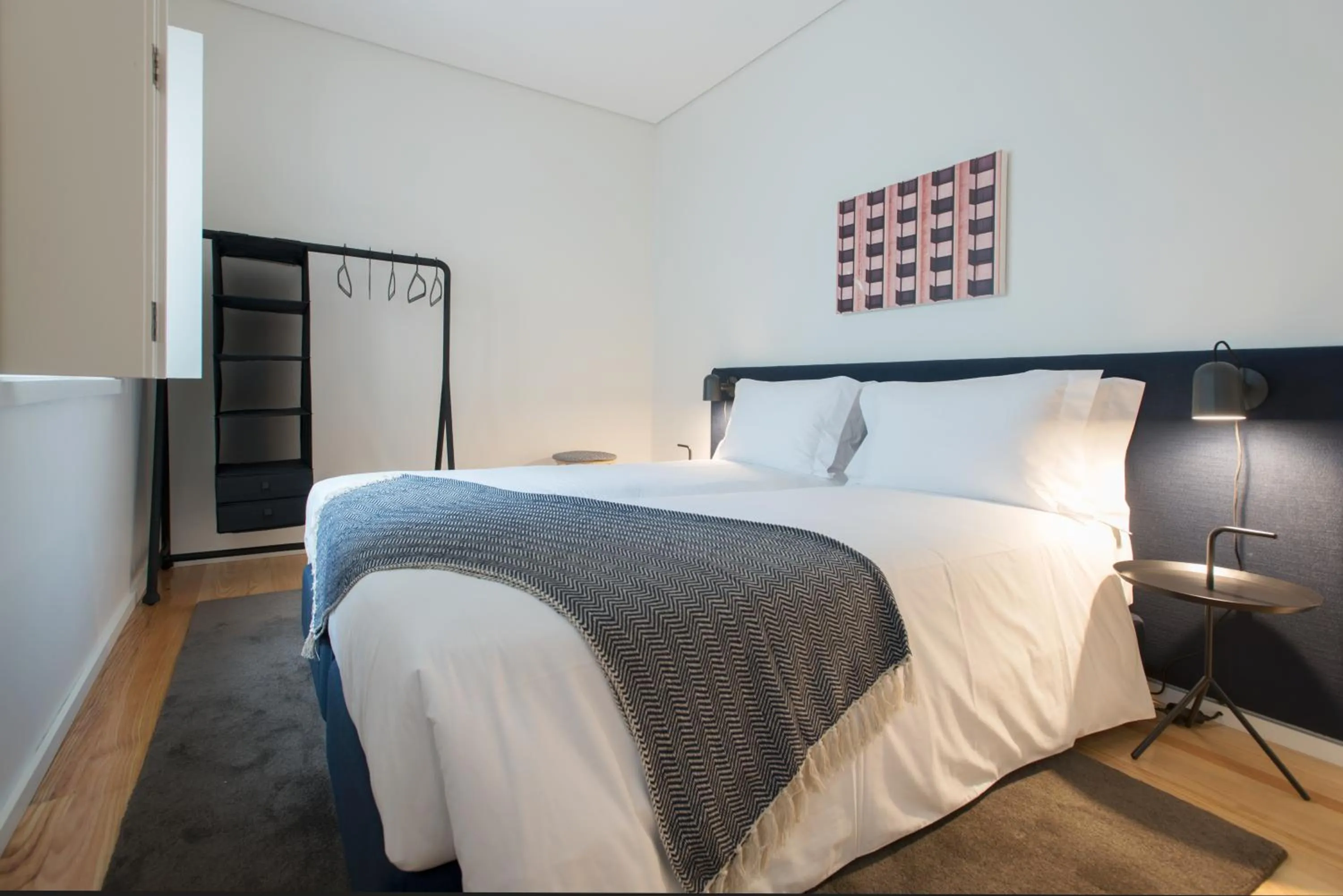 Bed in Oporto Serviced Apartments - Alvares Cabral