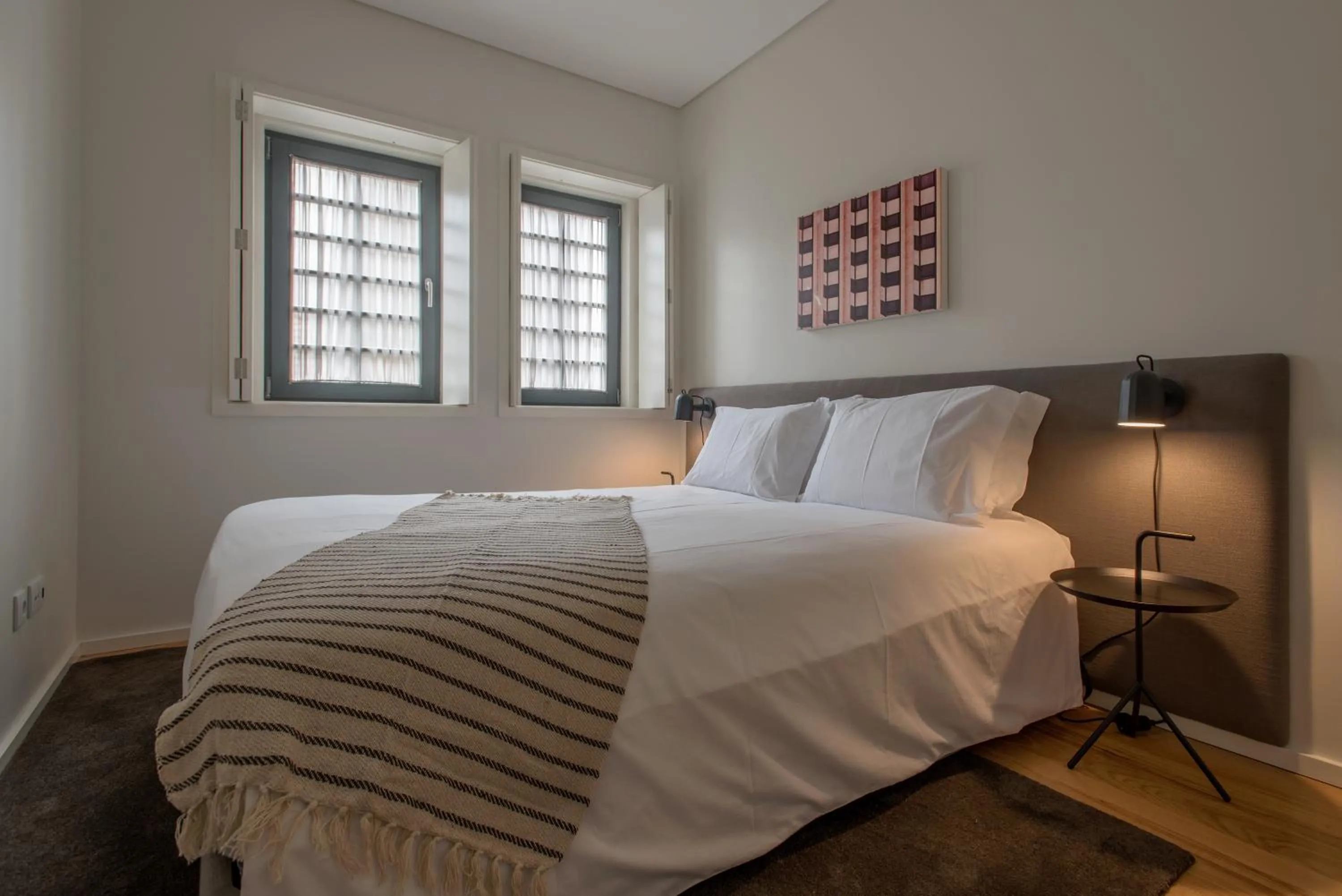 Bed in Oporto Serviced Apartments - Alvares Cabral