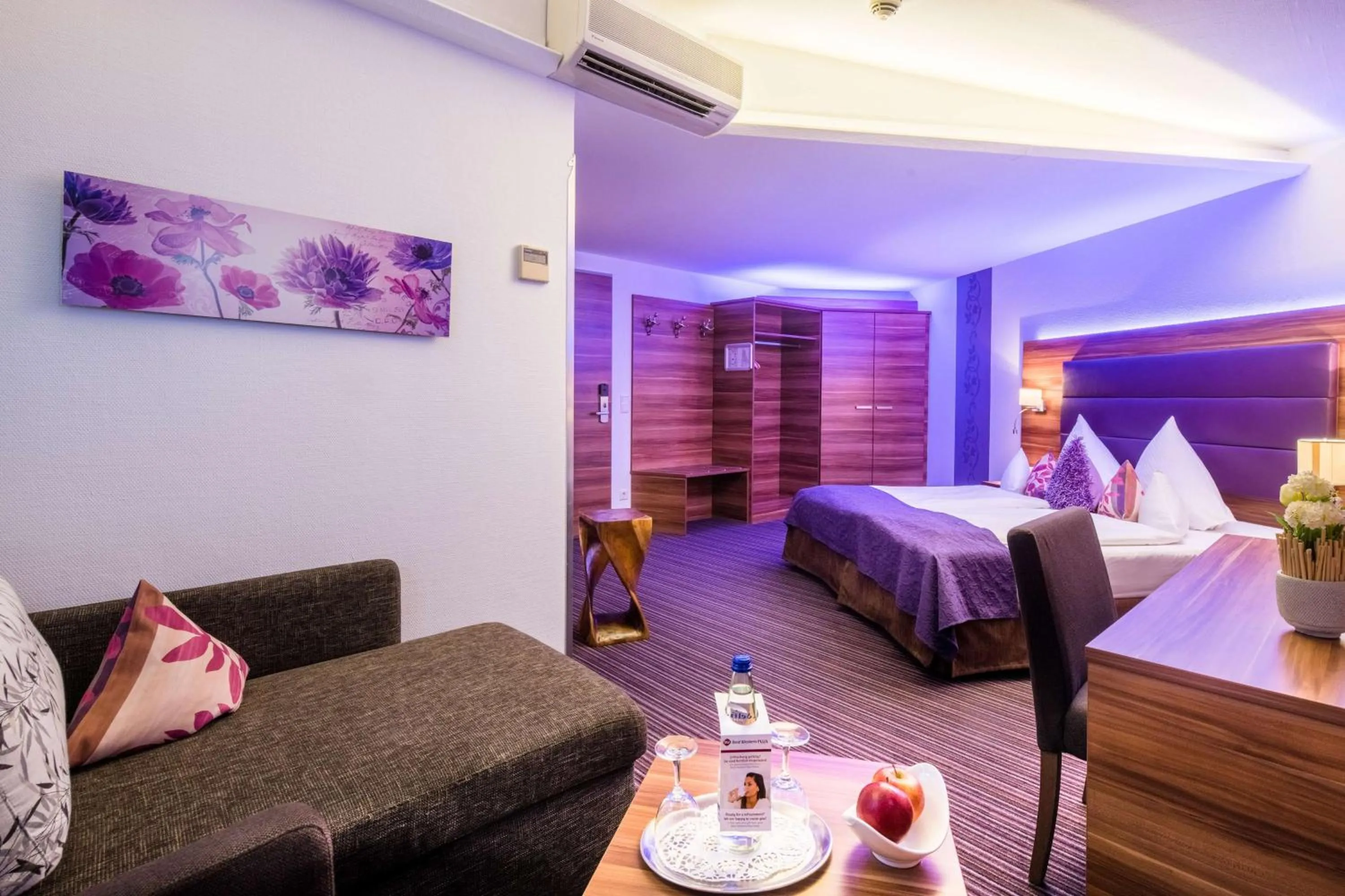 Bedroom, Bed in Best Western Plus Parkhotel Erding