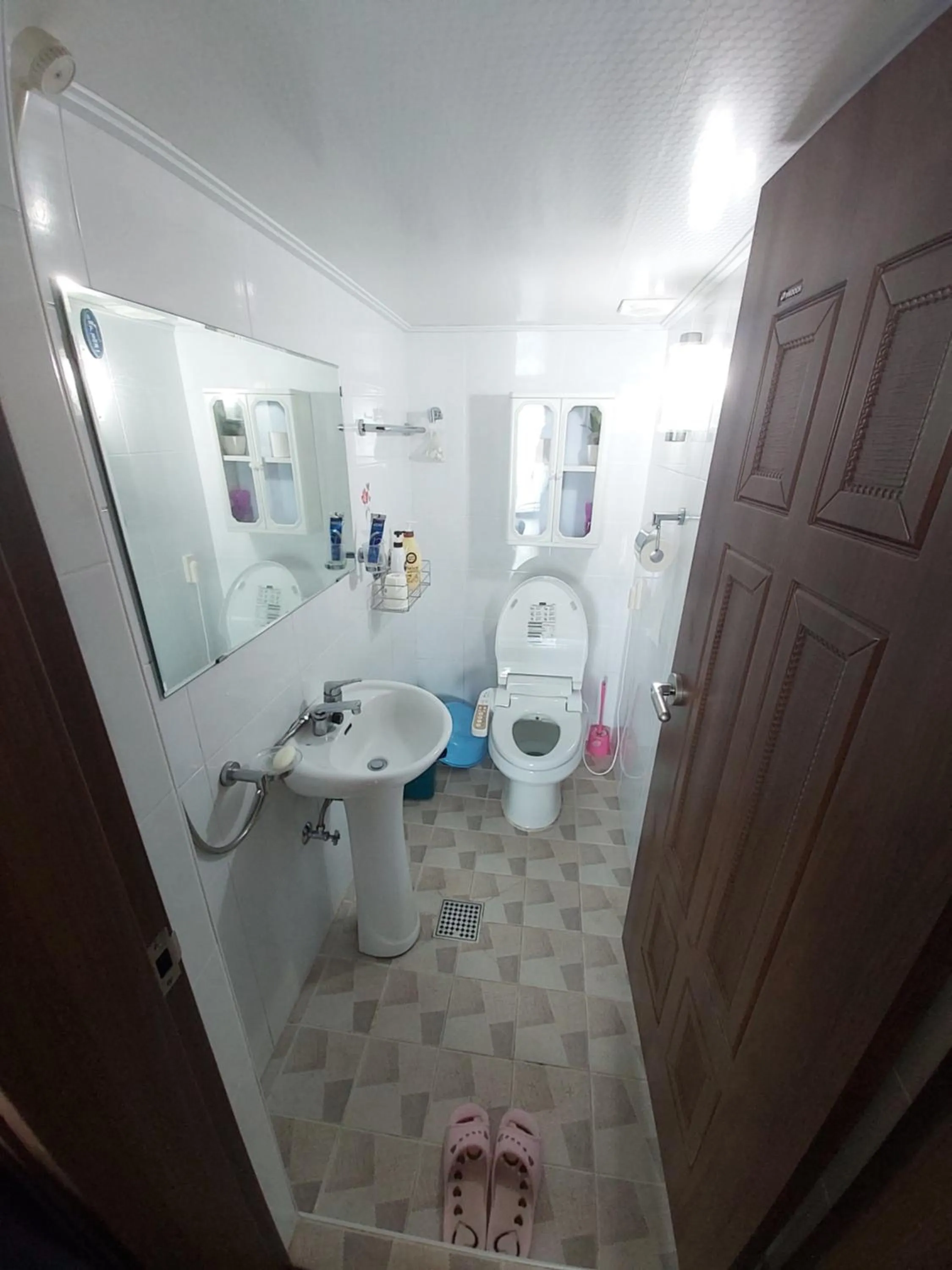 Bathroom in Feeling Good House