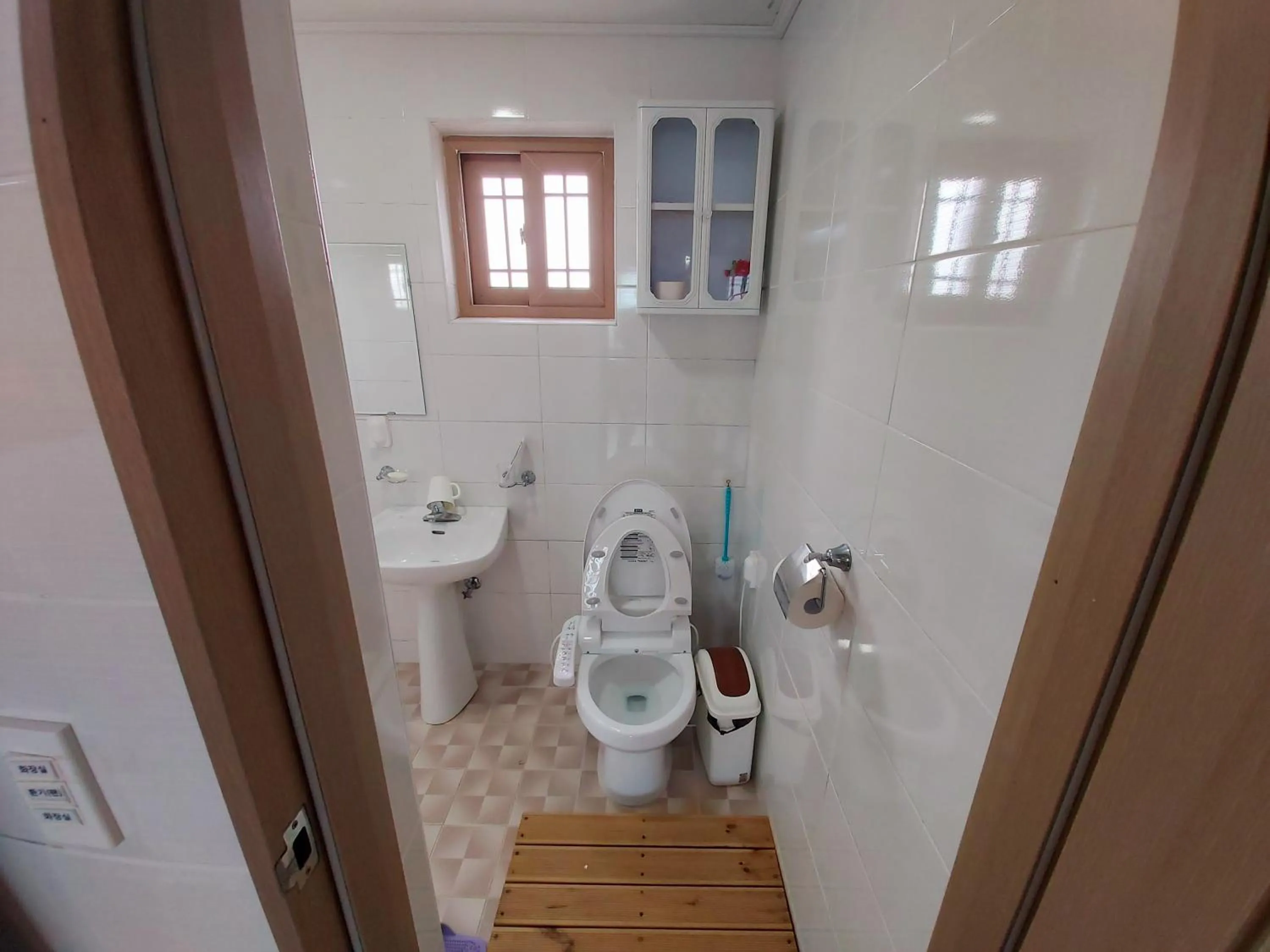 Bathroom in Feeling Good House