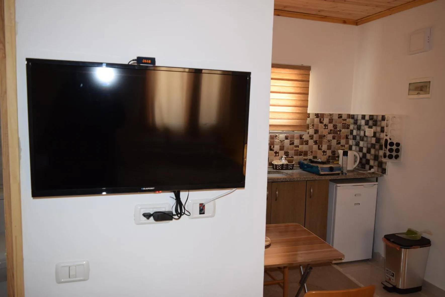 TV and multimedia in Khan Alsira - חאן אלסרה