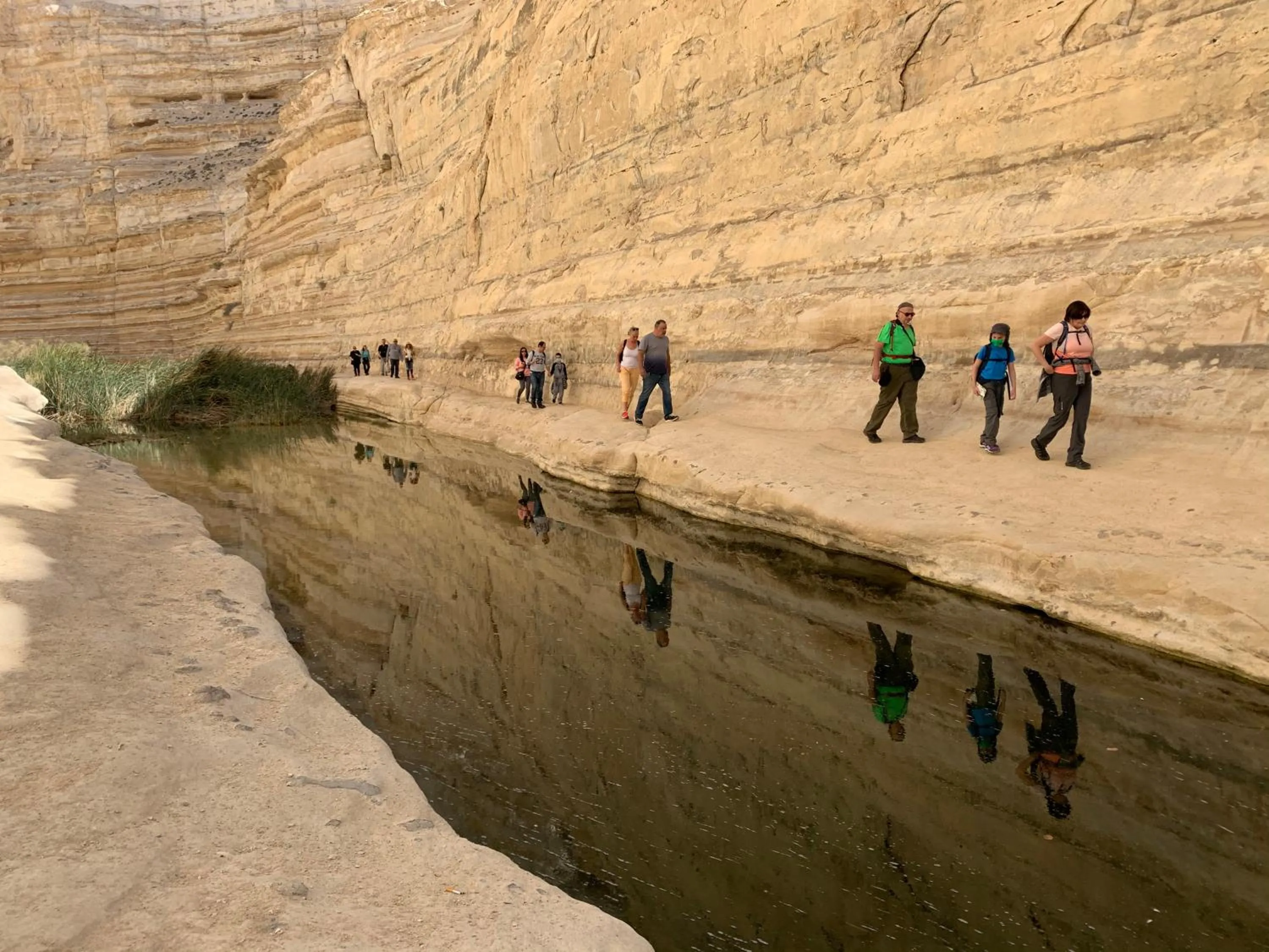 People in Khan Alsira - חאן אלסרה