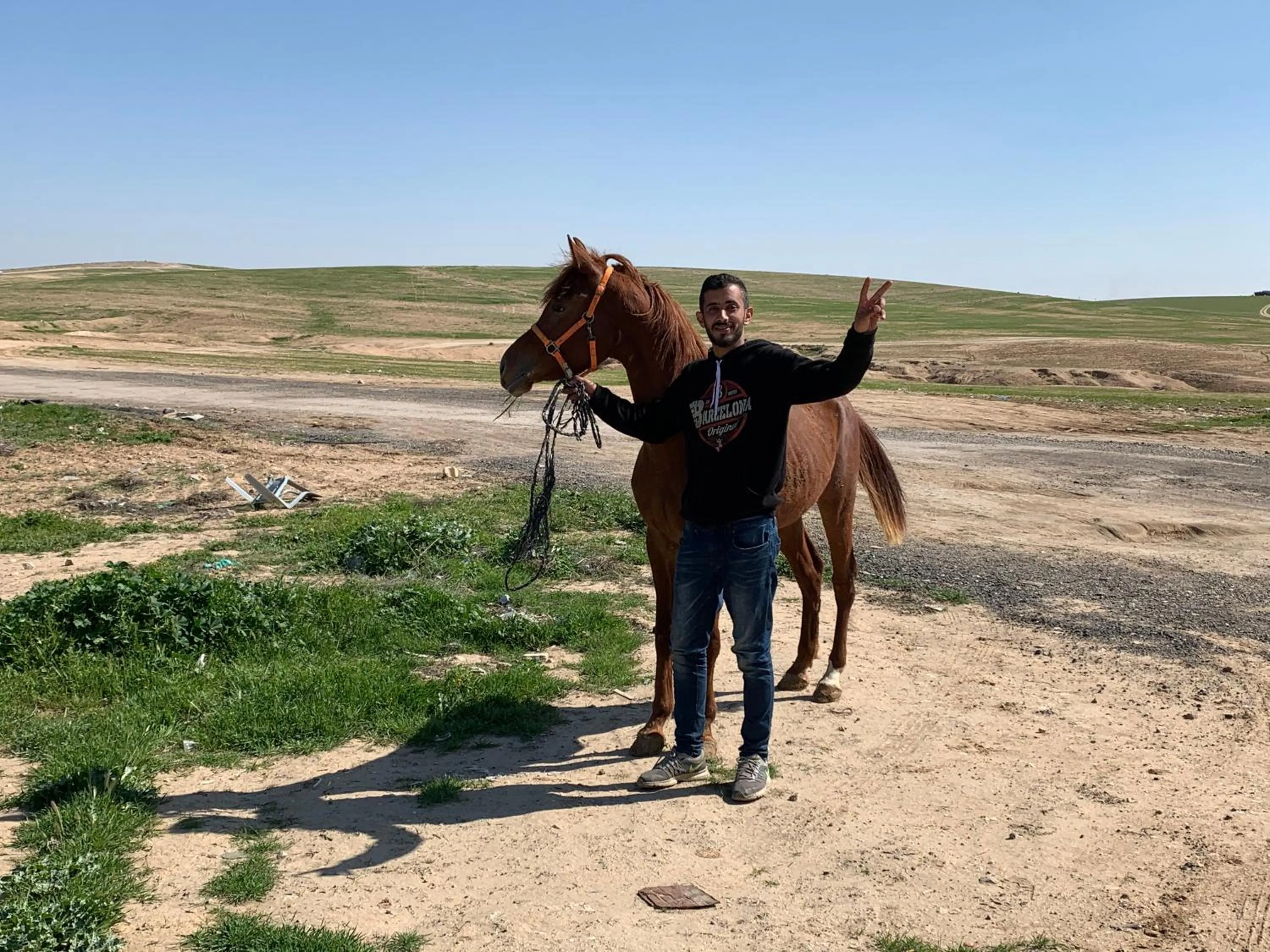 People in Khan Alsira - חאן אלסרה