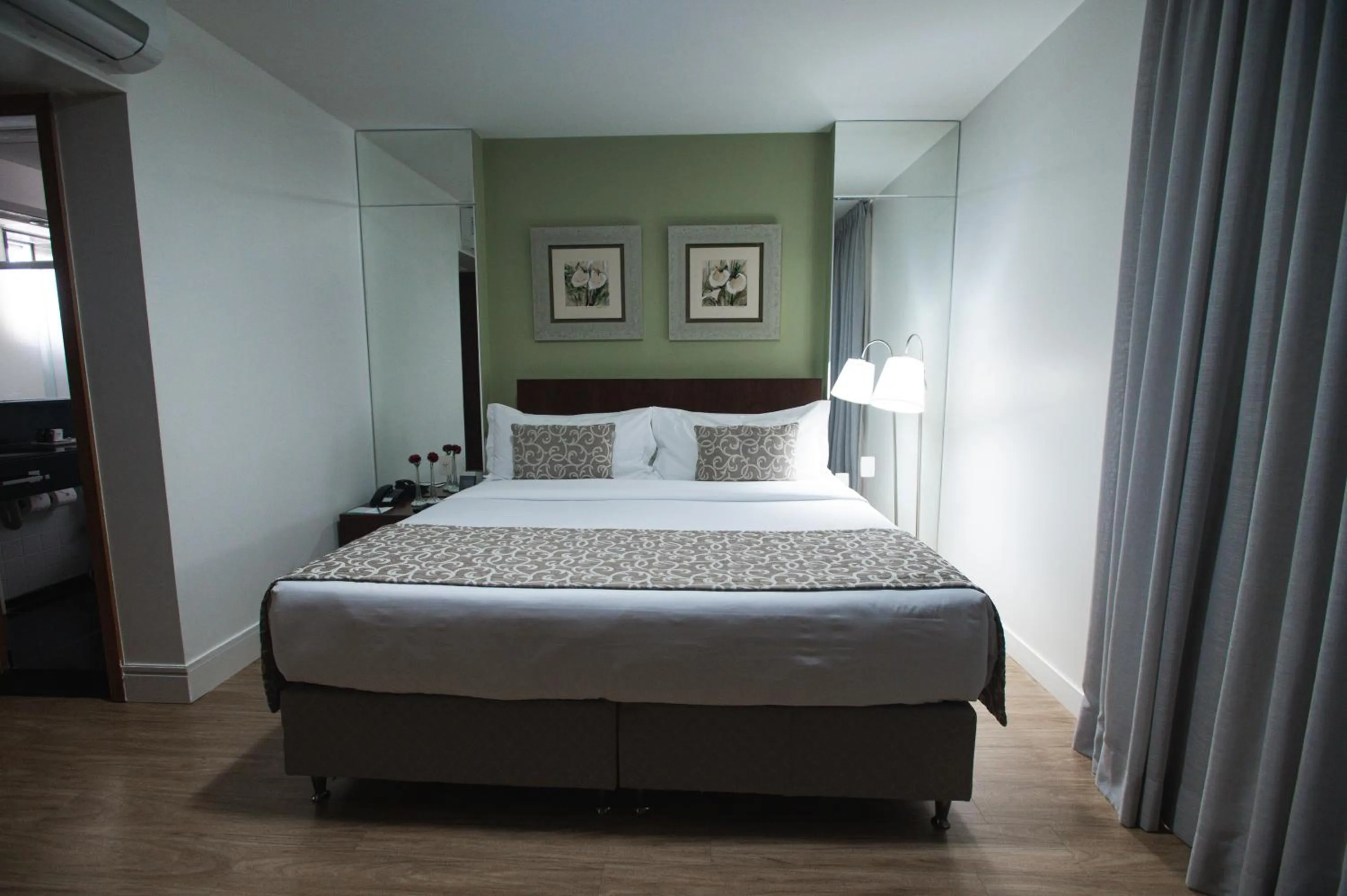 Bed in H2 Platinum Lourdes