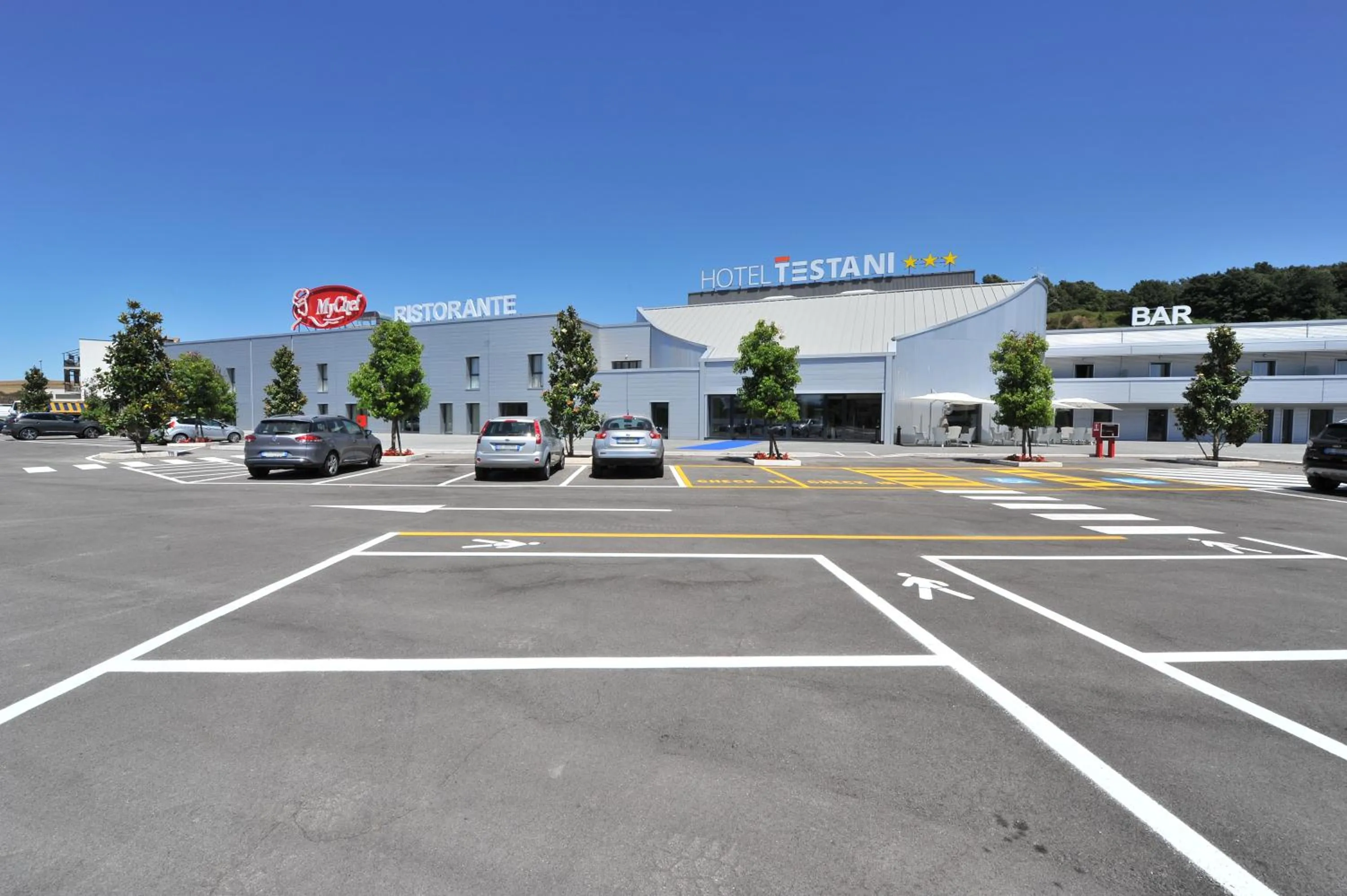 Facade/entrance in Hotel Testani Colleferro