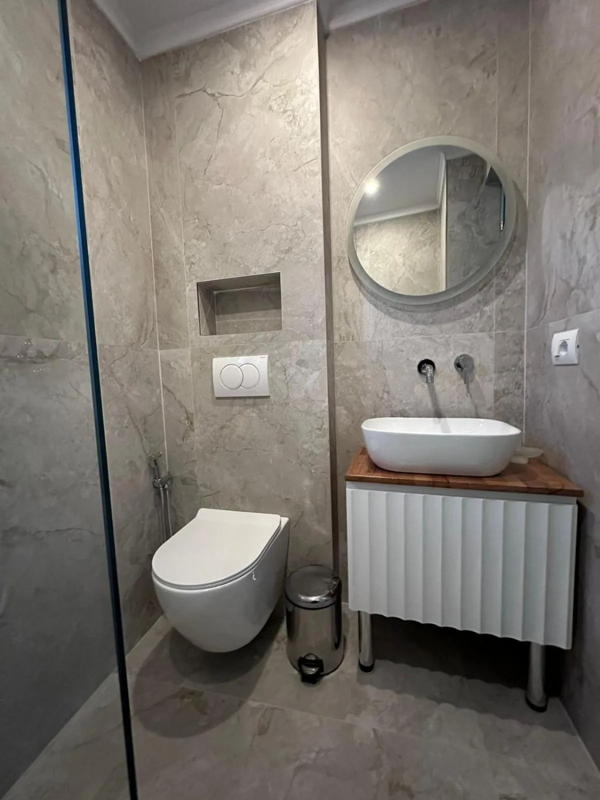 Toilet in Kuburi Hotel