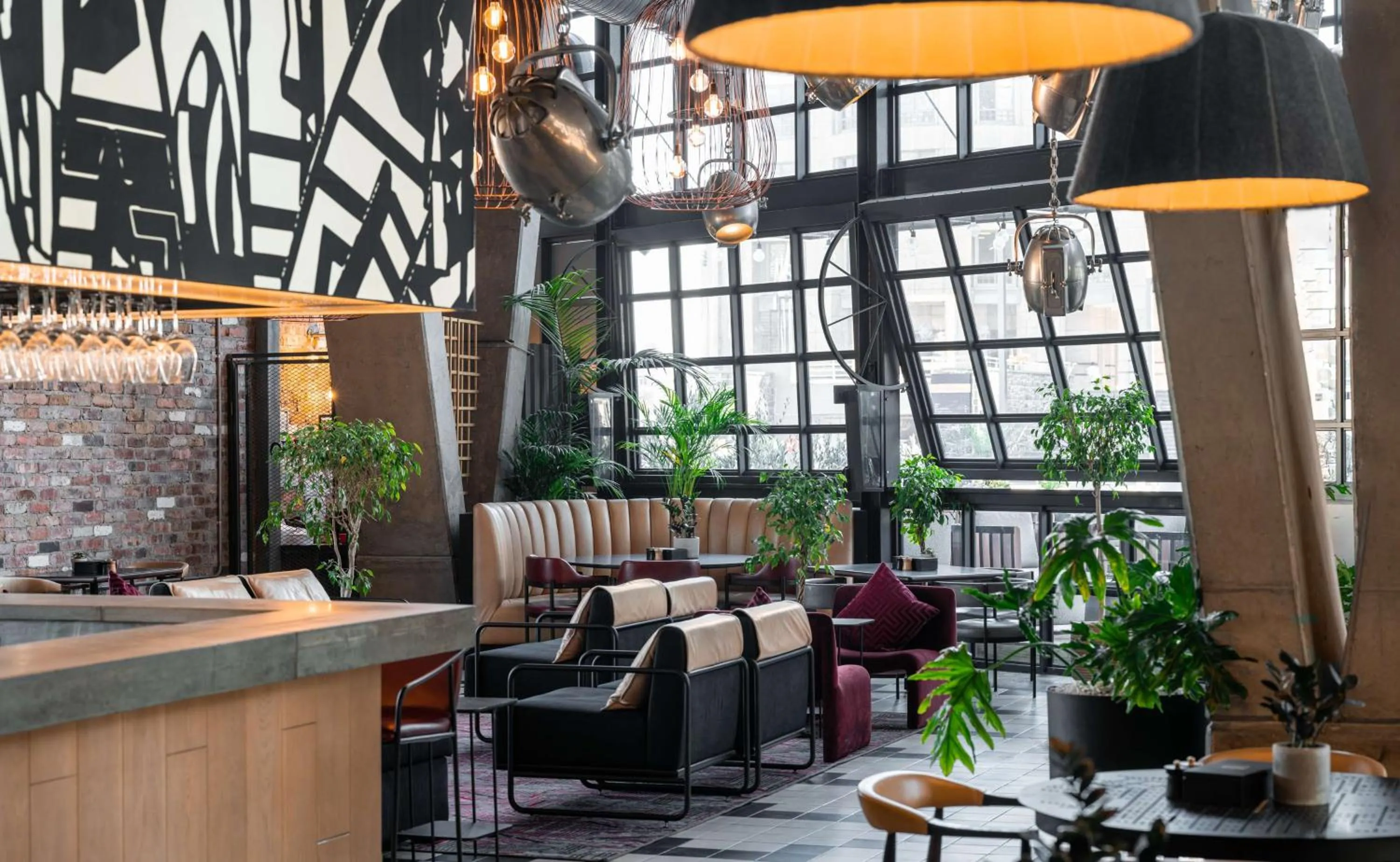 Restaurant/places to eat in Radisson RED Hotel V&A Waterfront Cape Town