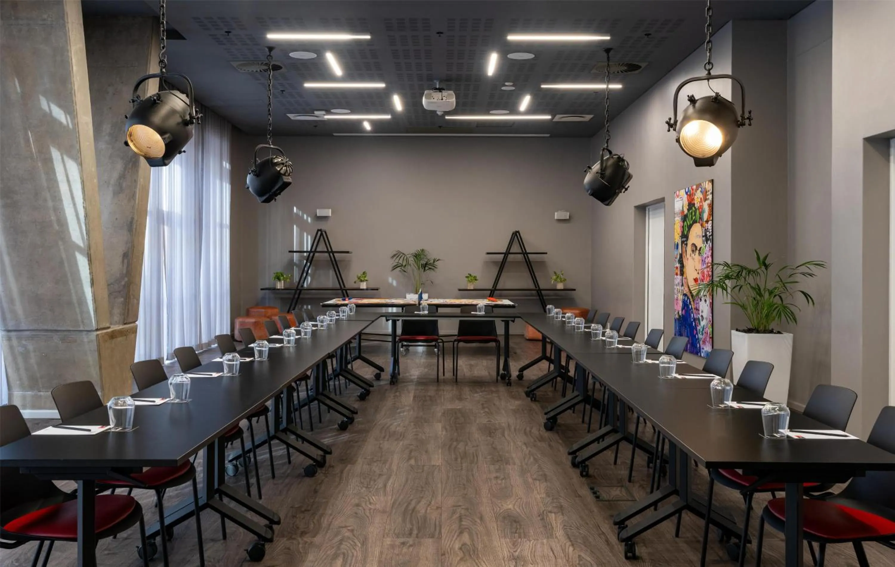 Meeting/conference room in Radisson RED Hotel V&A Waterfront Cape Town