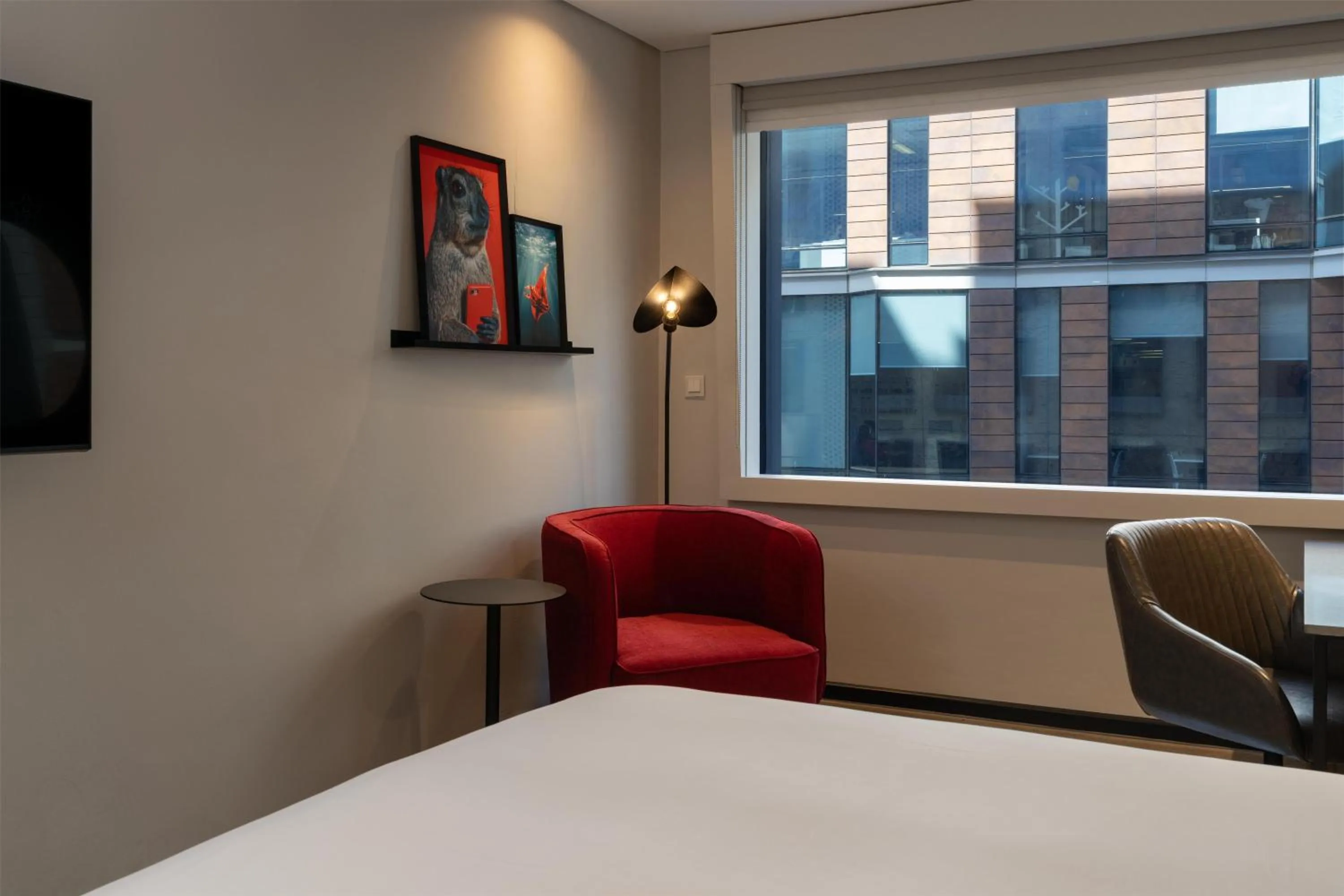 Bedroom, Bed in Radisson RED Hotel V&A Waterfront Cape Town