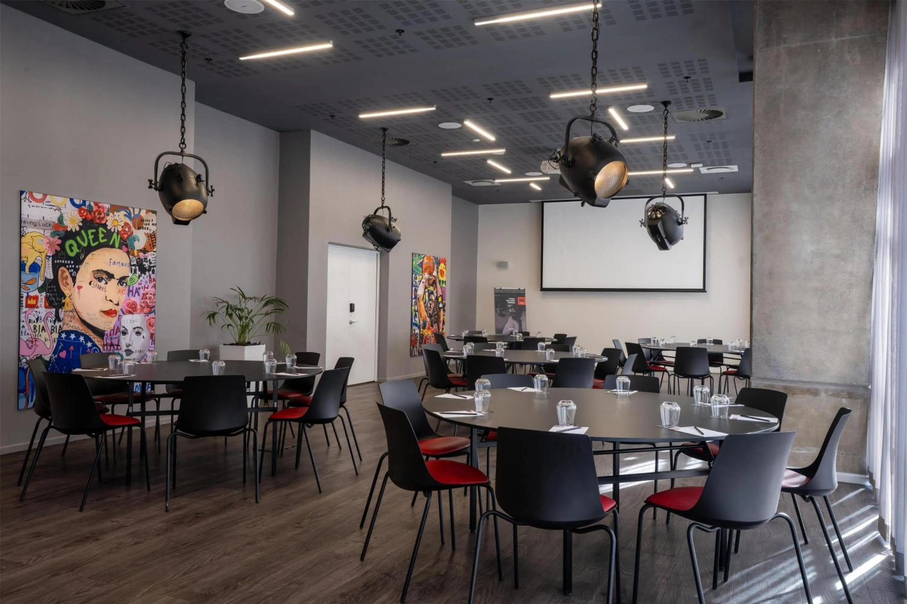 Meeting/conference room in Radisson RED Hotel V&A Waterfront Cape Town