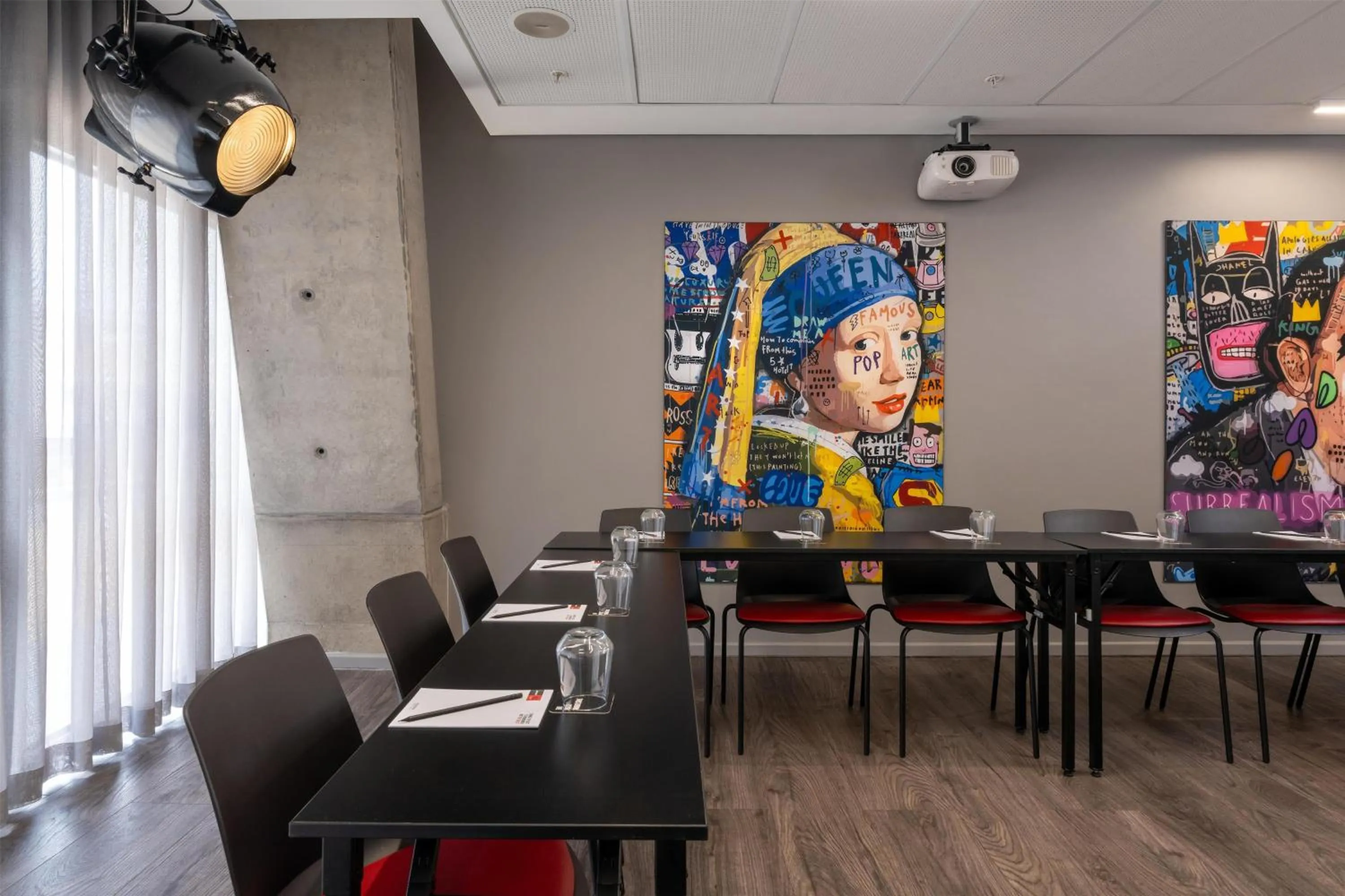 Meeting/conference room in Radisson RED Hotel V&A Waterfront Cape Town