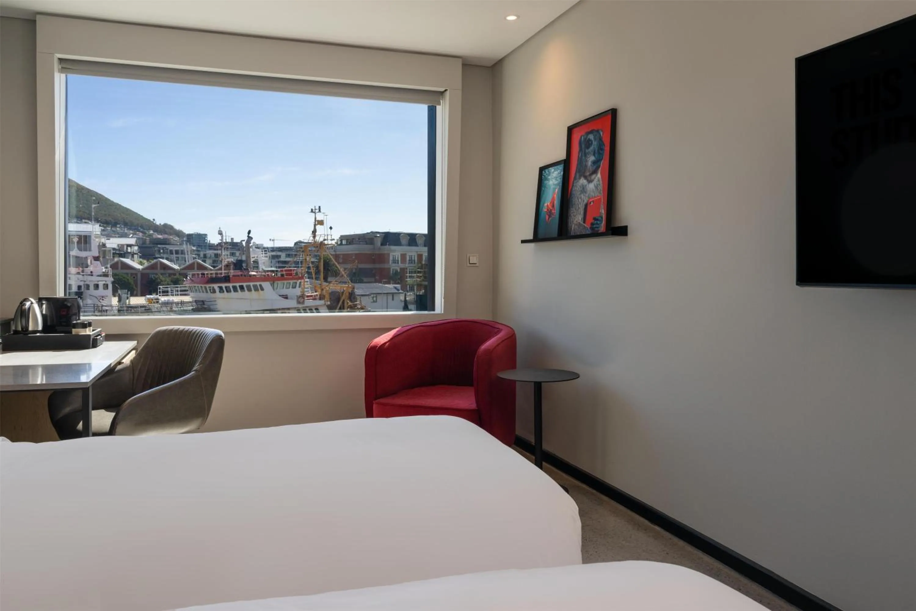 Bedroom, Bed in Radisson RED Hotel V&A Waterfront Cape Town