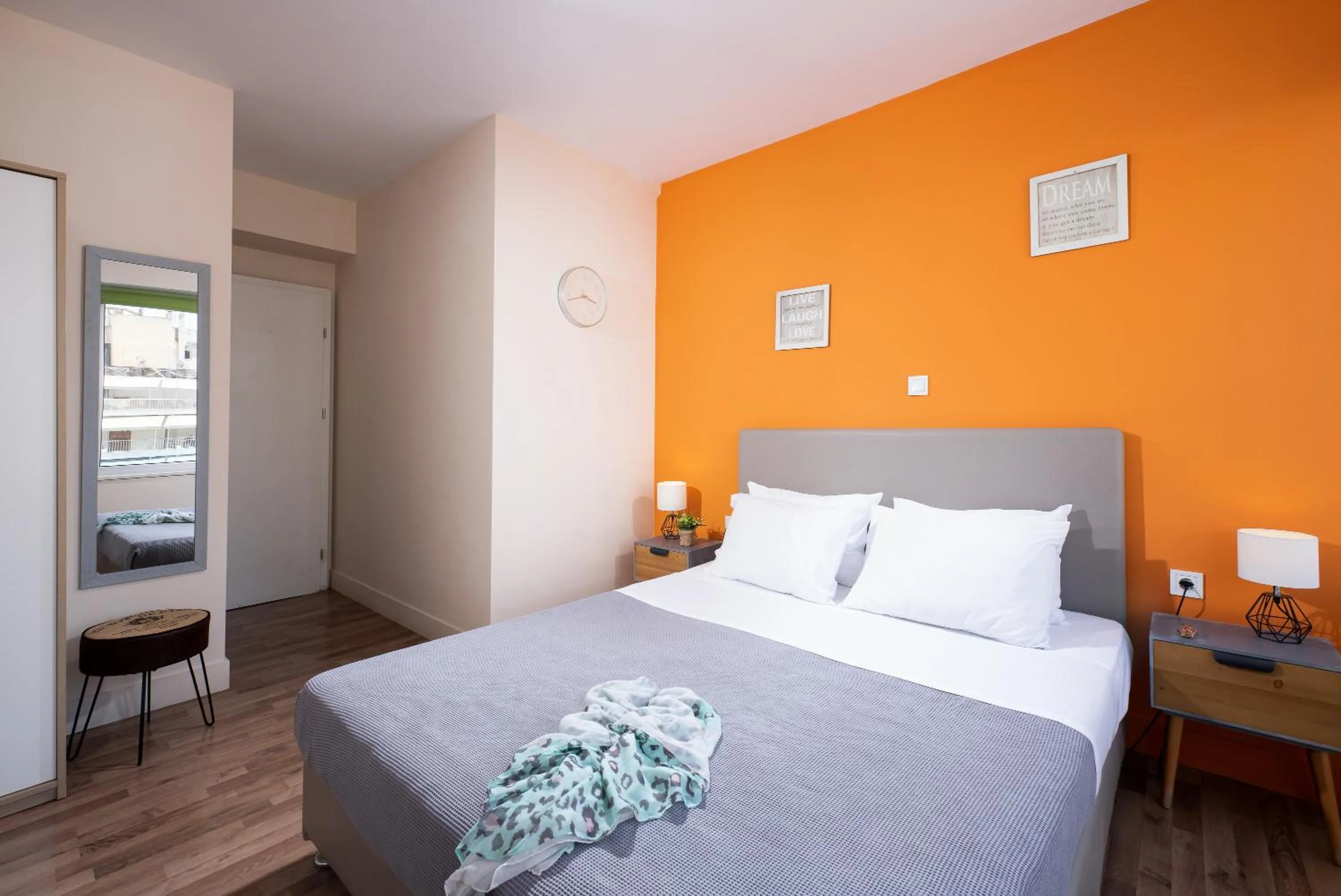 Bed in Enattica Syntagma Living