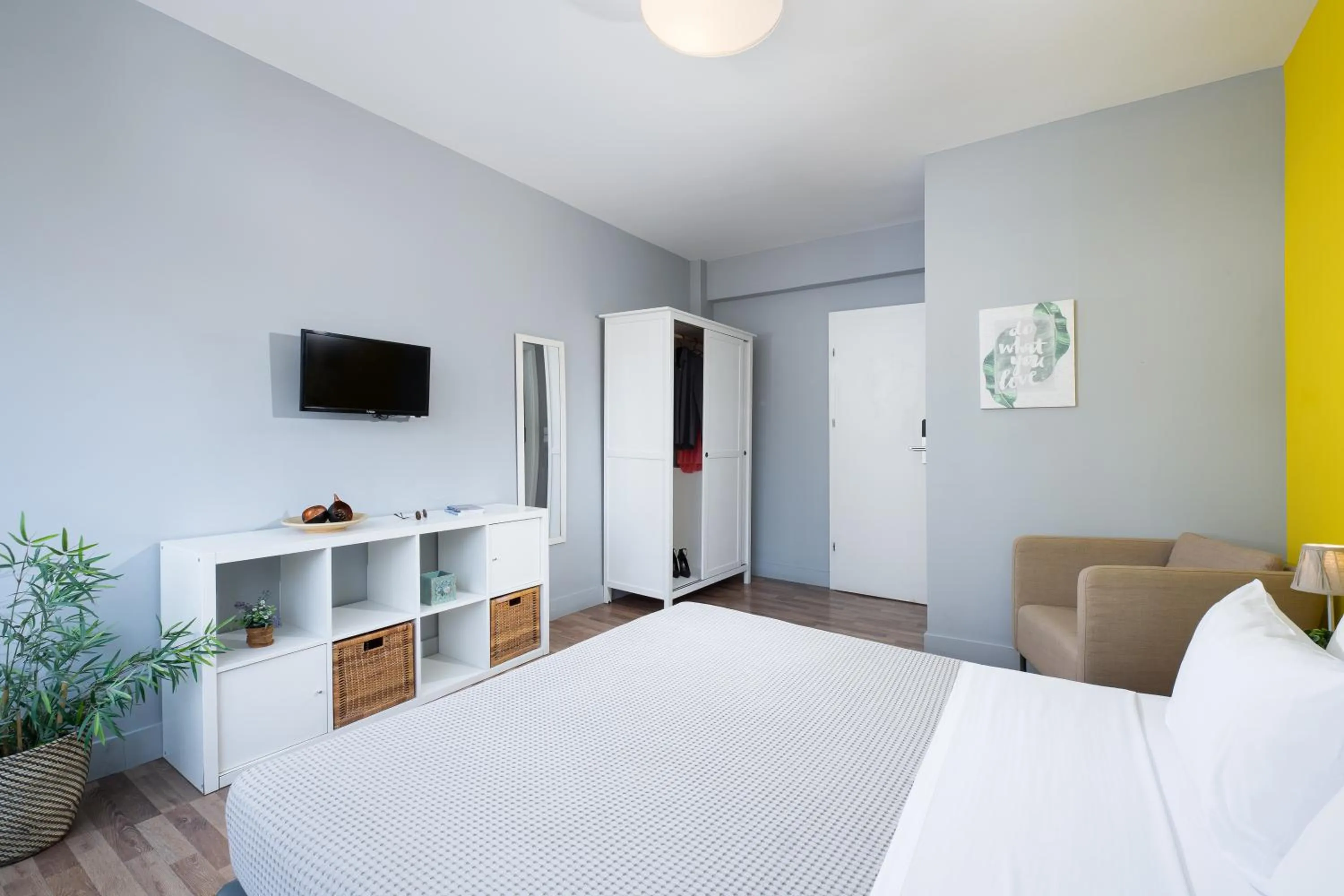 Bed in Enattica Syntagma Living