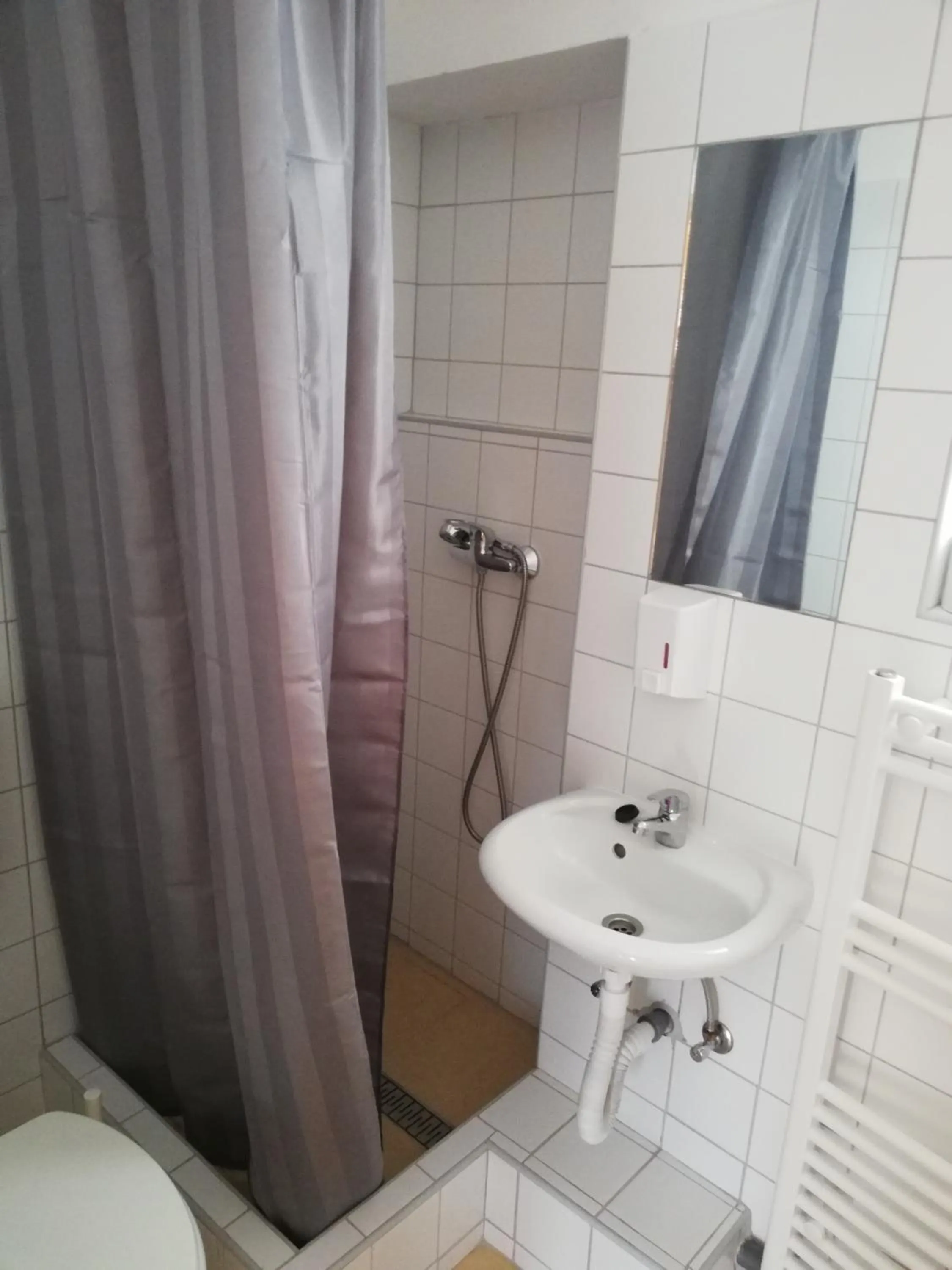 Studio with Garden View - single occupancy in Lótuszvirág Vendégház