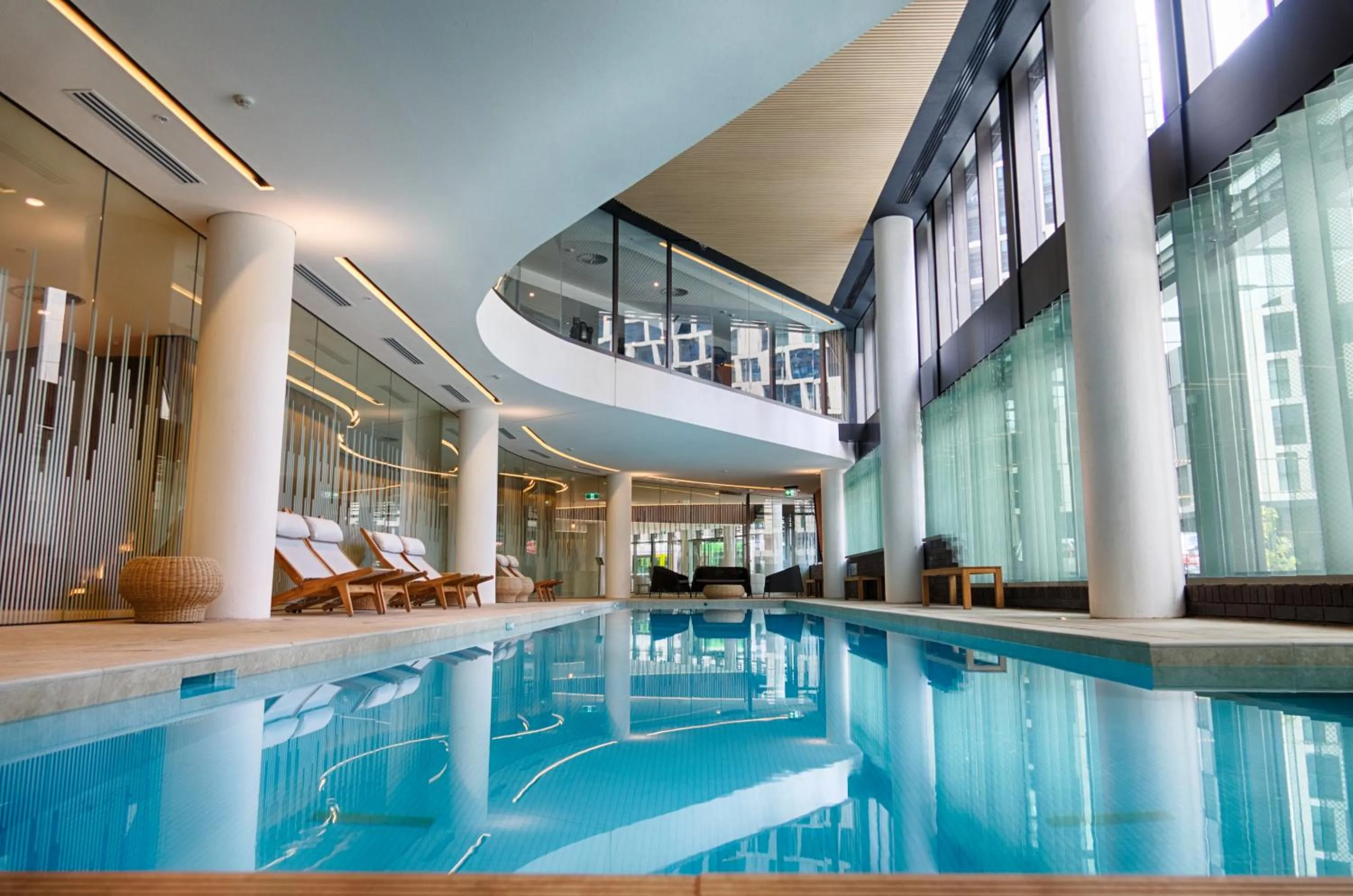 Swimming pool in Orange Stay Apartments