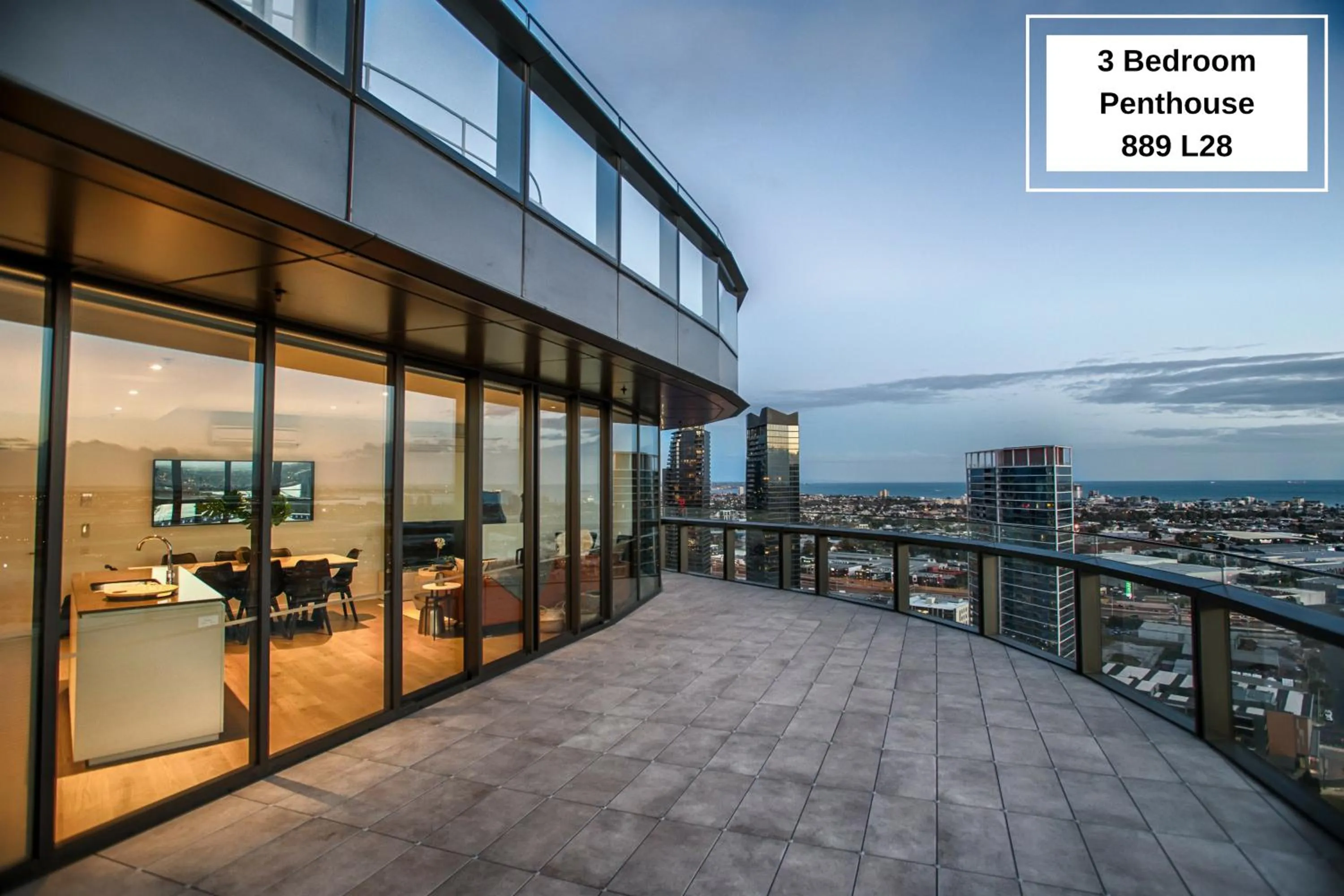 Balcony/Terrace in Orange Stay Apartments