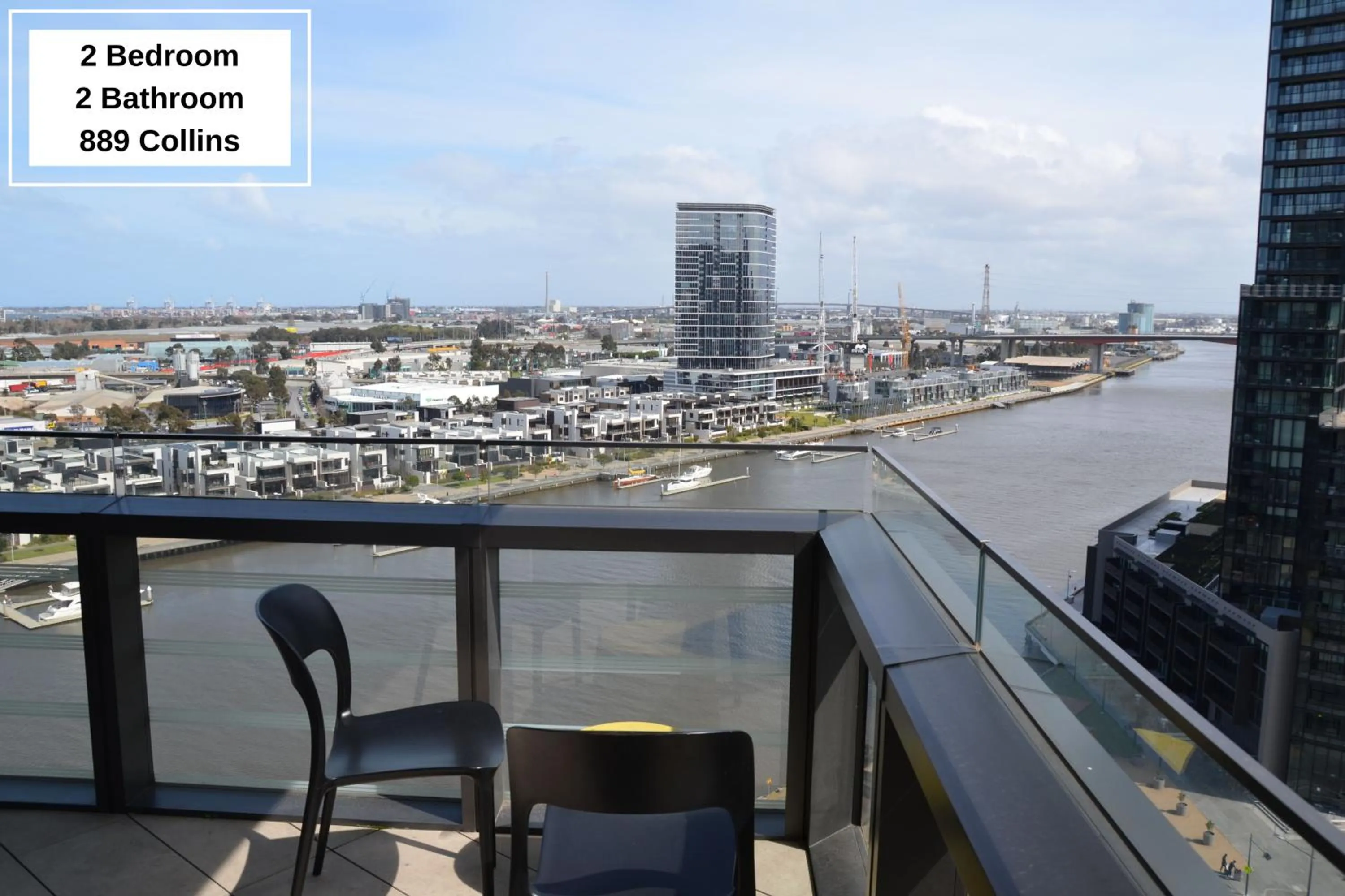 Balcony/Terrace in Orange Stay Apartments
