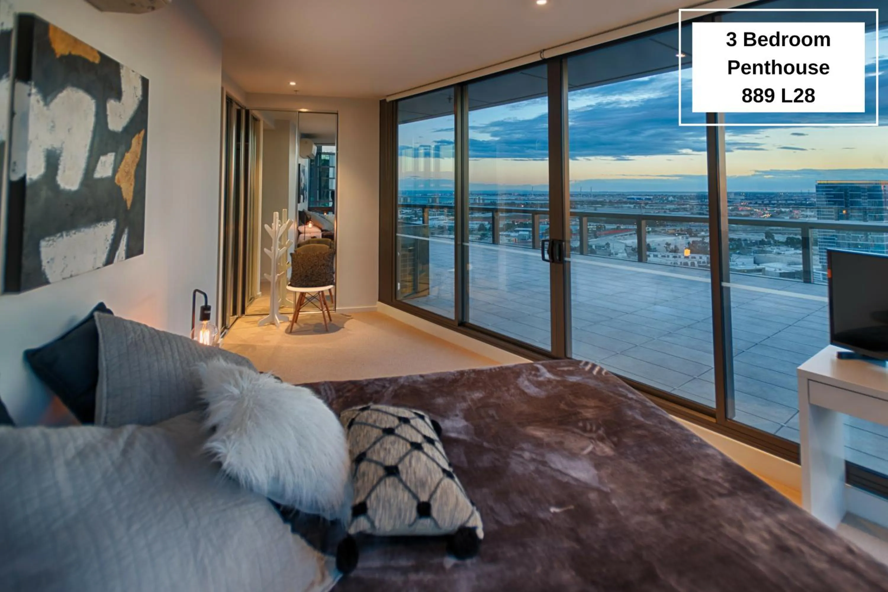 Bedroom, Bed in Orange Stay Apartments