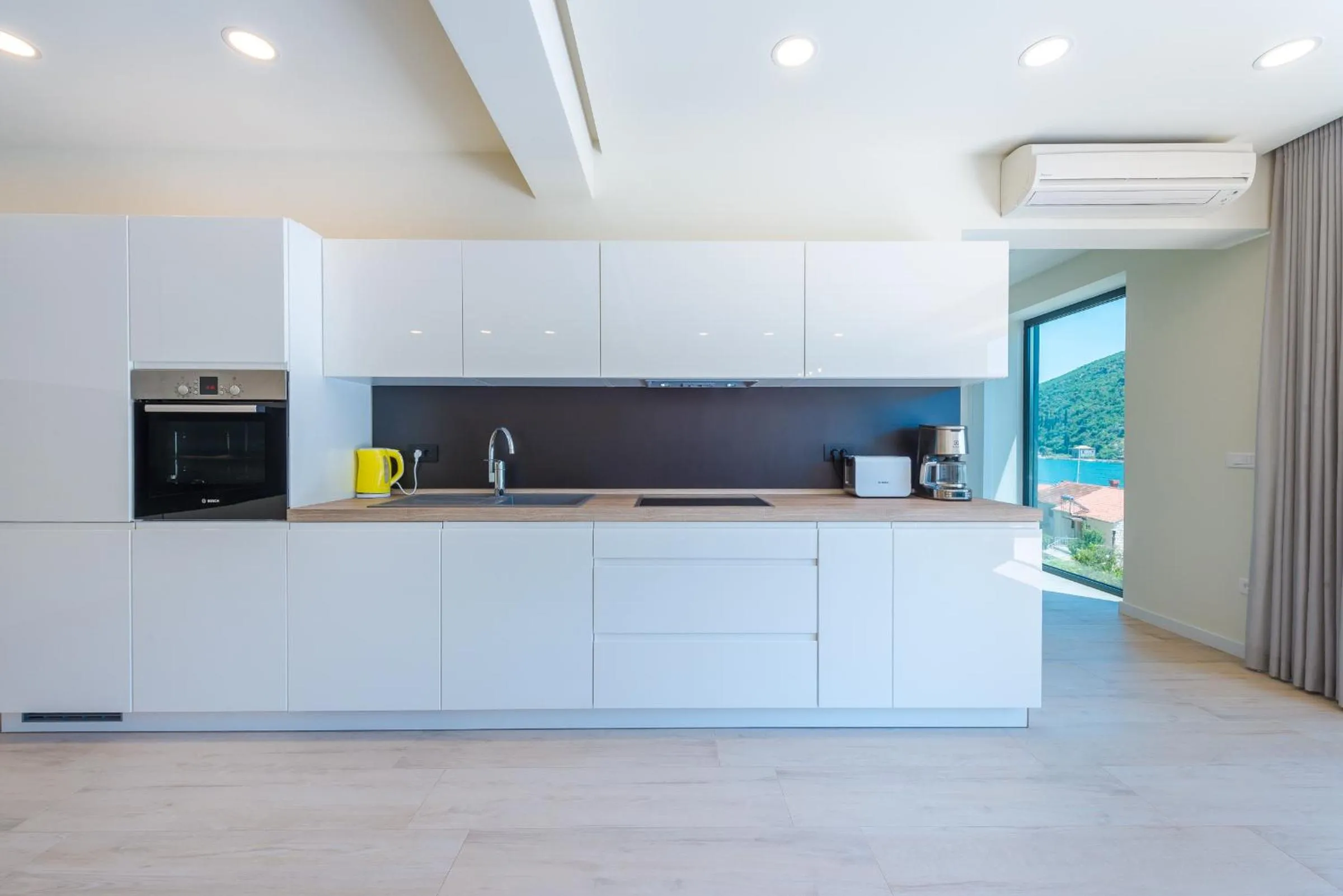Villa Lu sea view & SPA