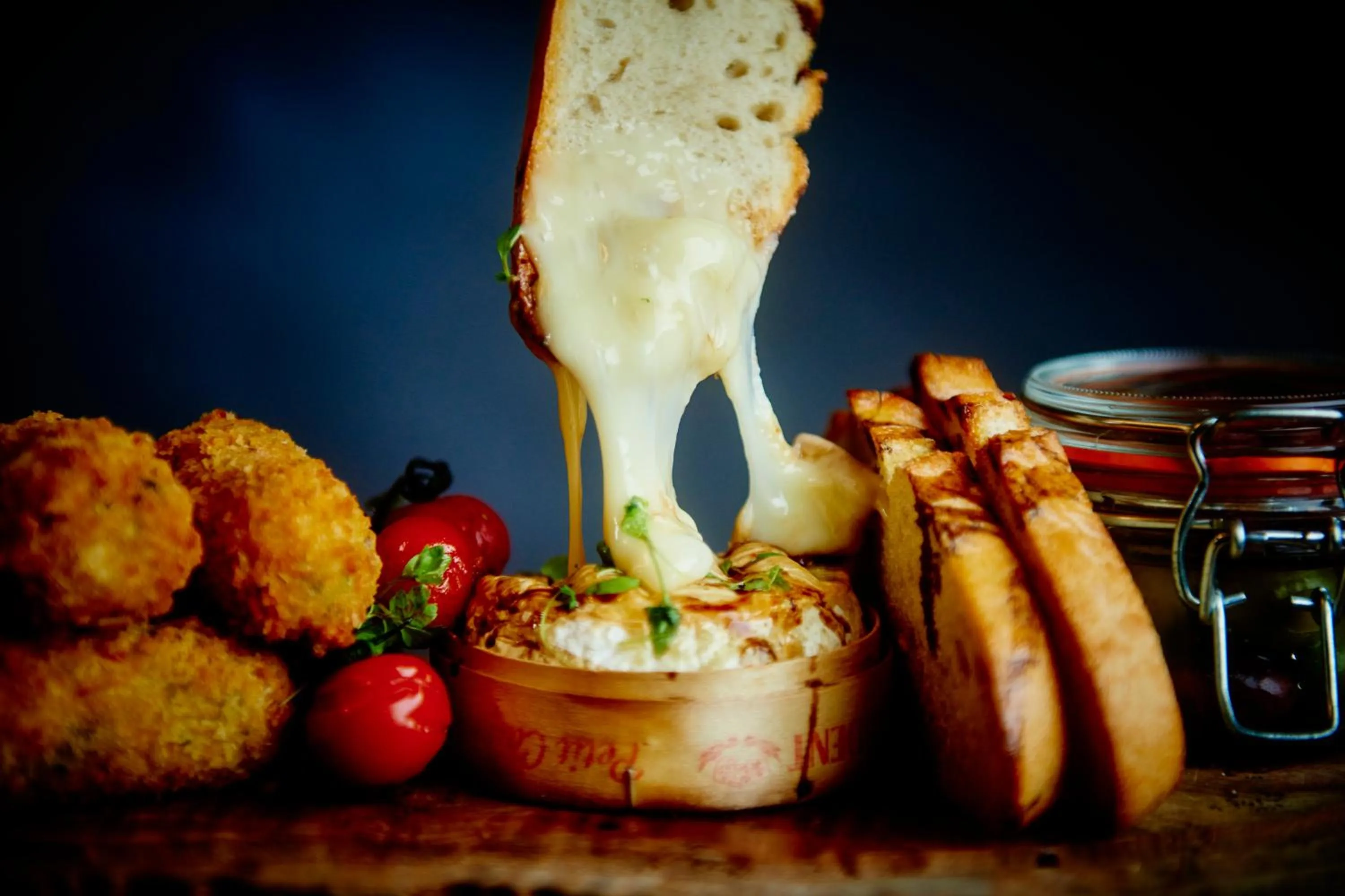 Restaurant/places to eat in Hotel Indigo - Cardiff by IHG