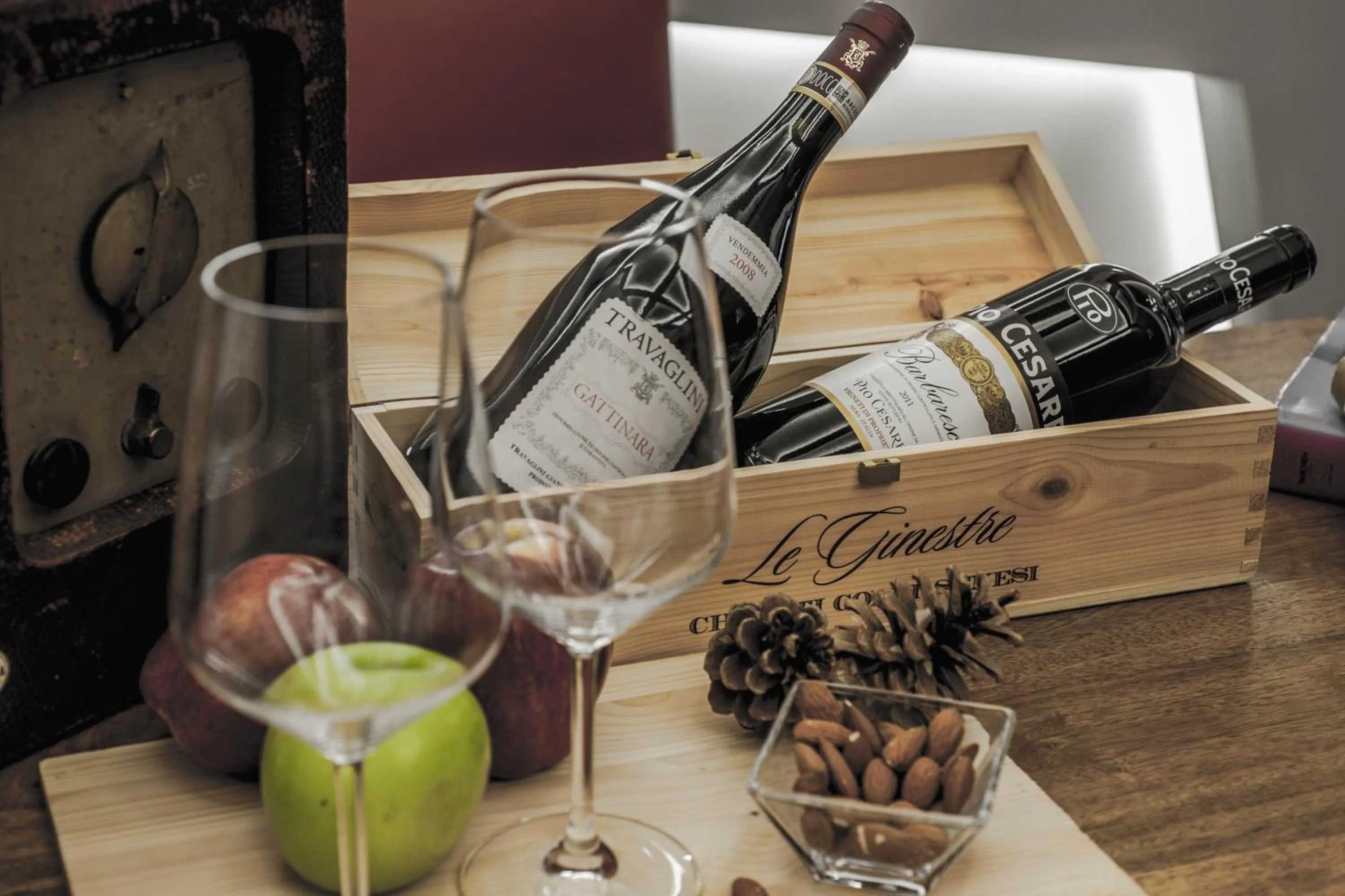 Decorative detail in Spagna Boutique