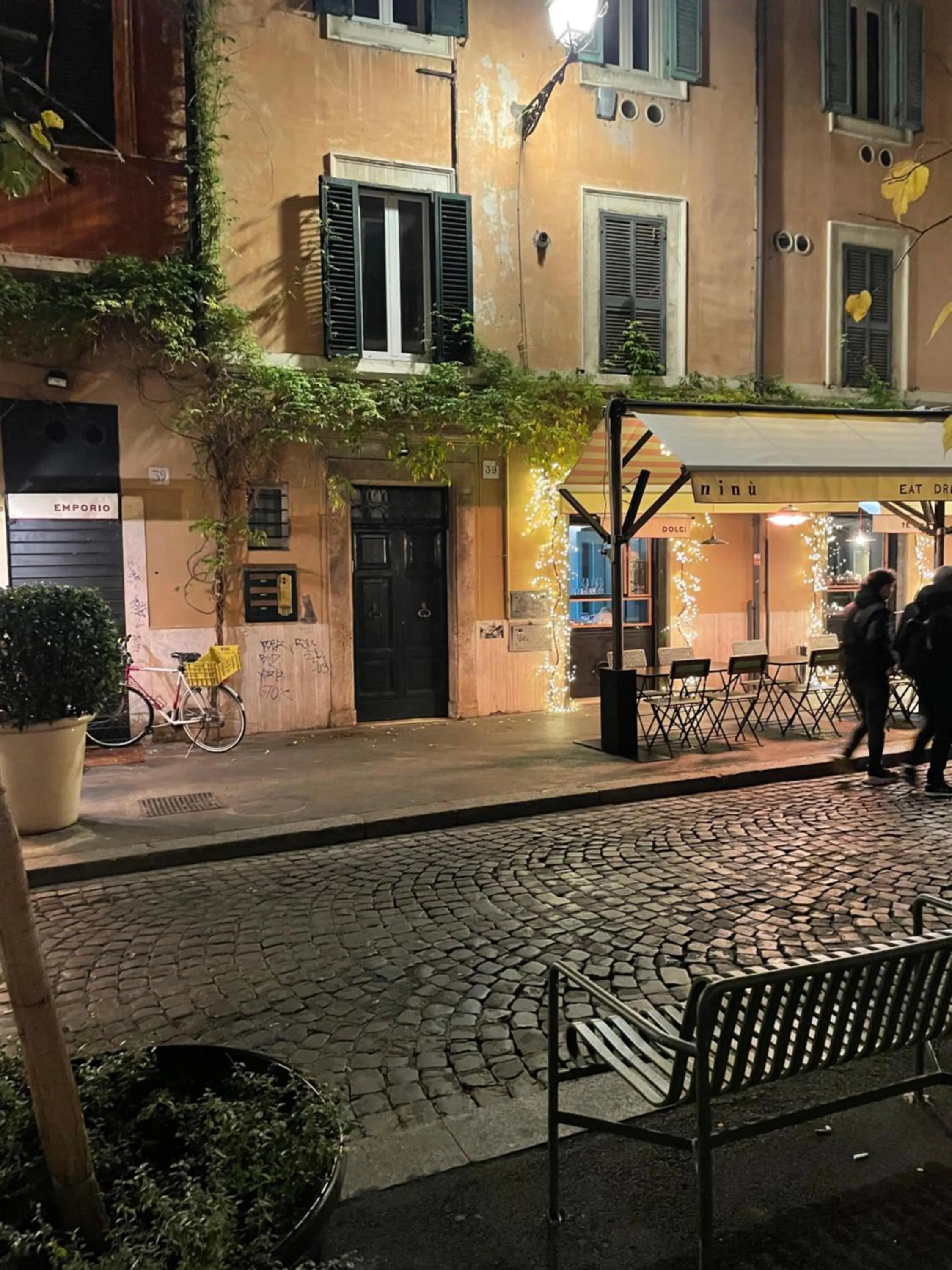 Property building in Spagna Boutique