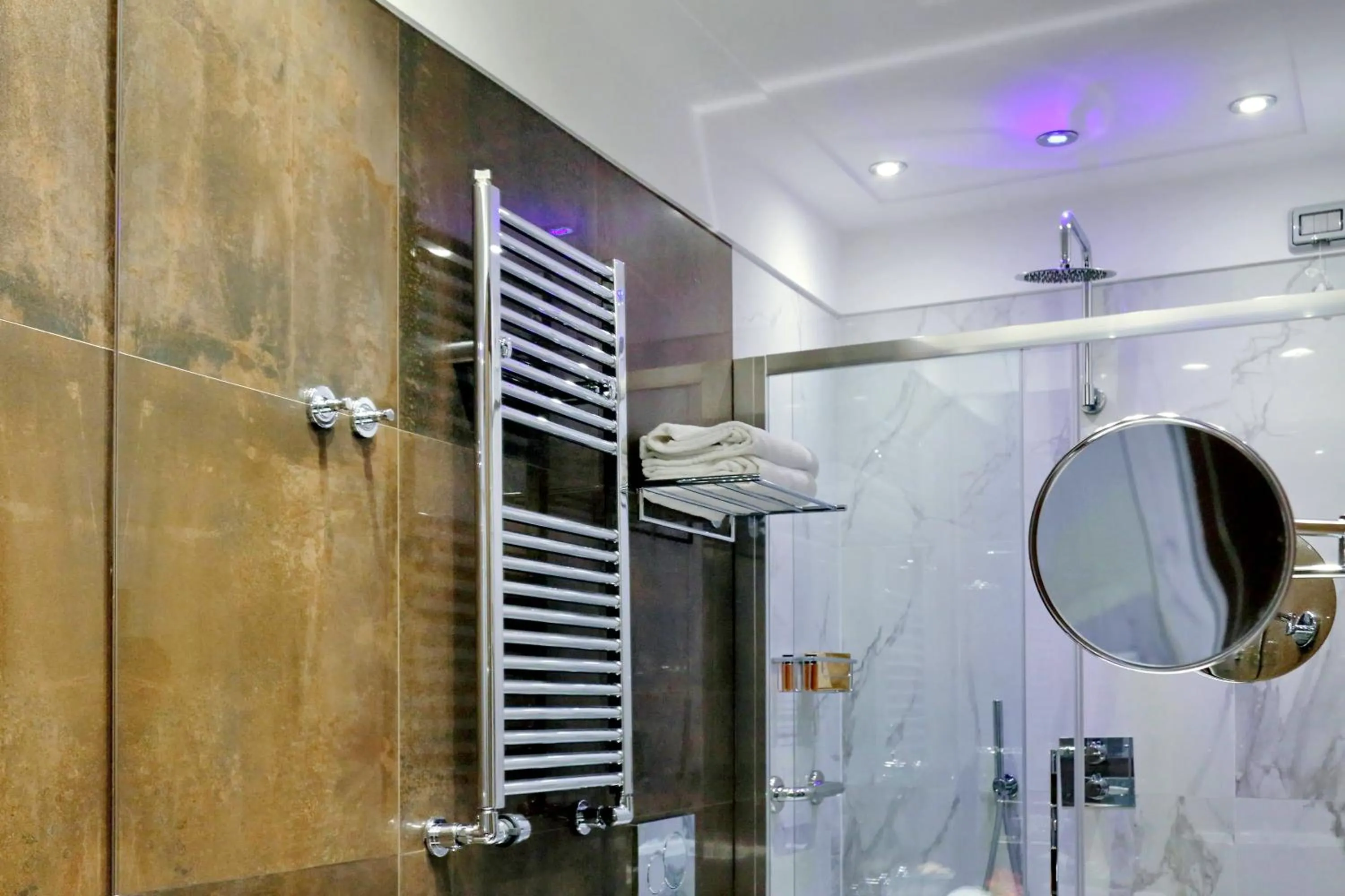 Bathroom in Piazza Venezia Grand Suite